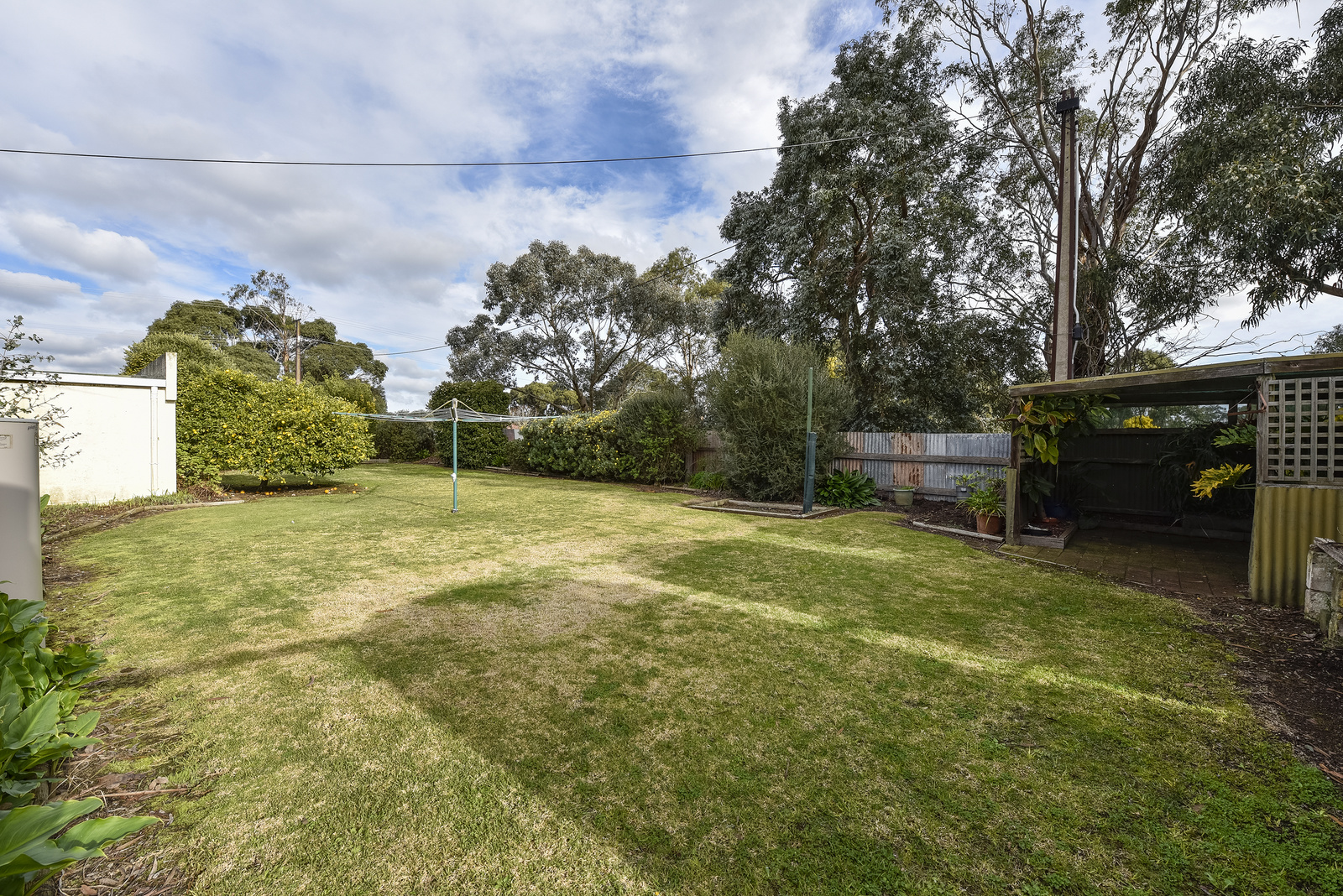 12 Mount Percy Road, Compton