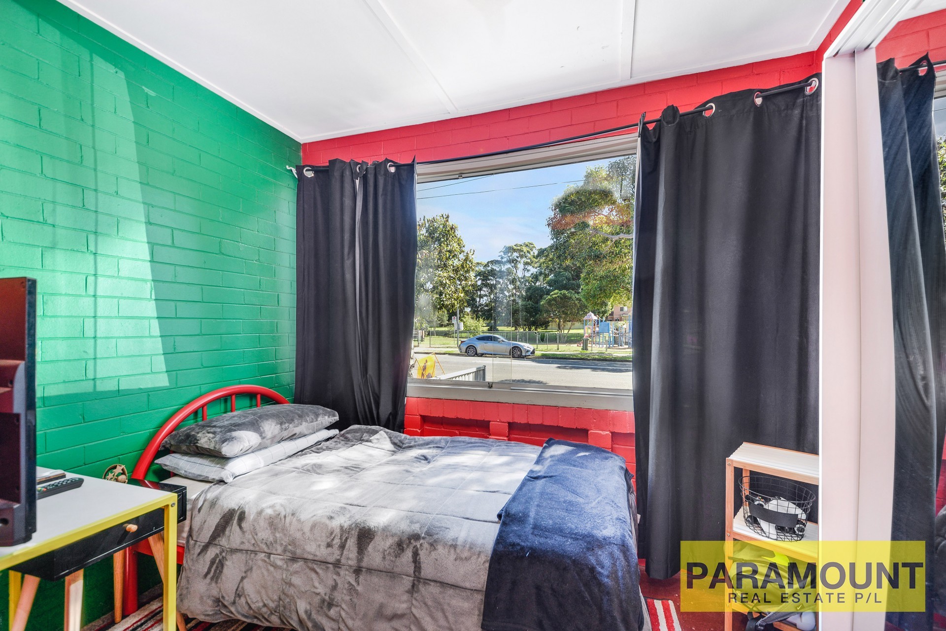 19 EDGBASTON ROAD, Beverly Hills