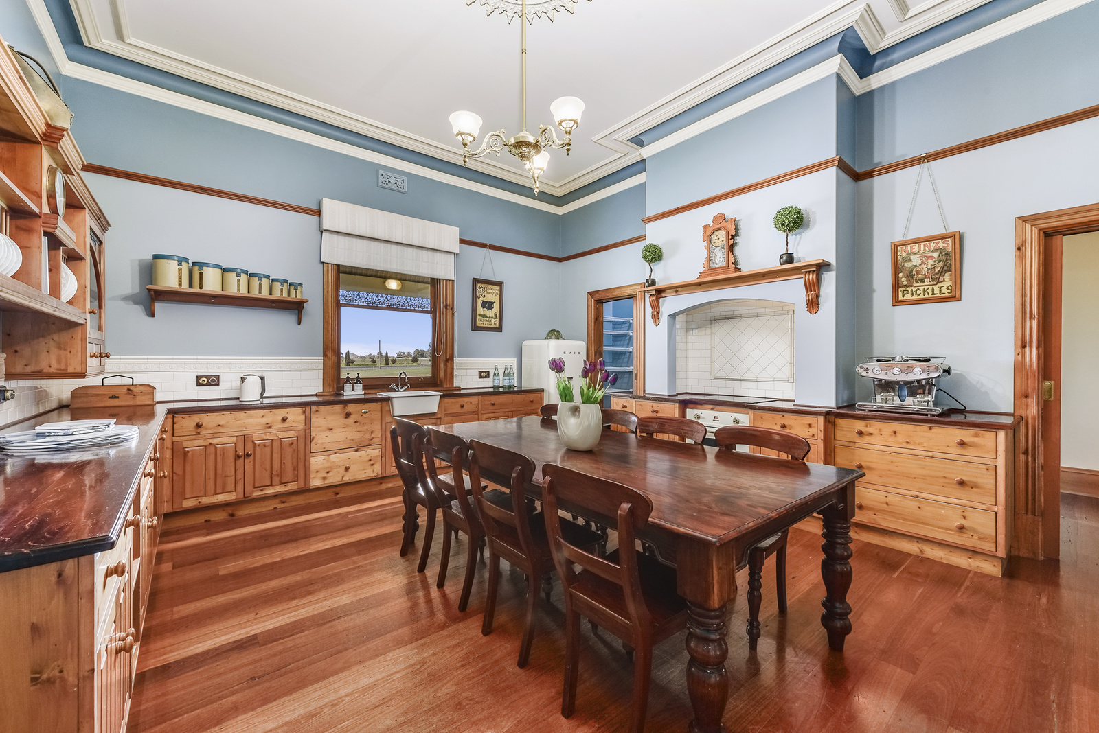 45 Sassanowsky Road, Suttontown