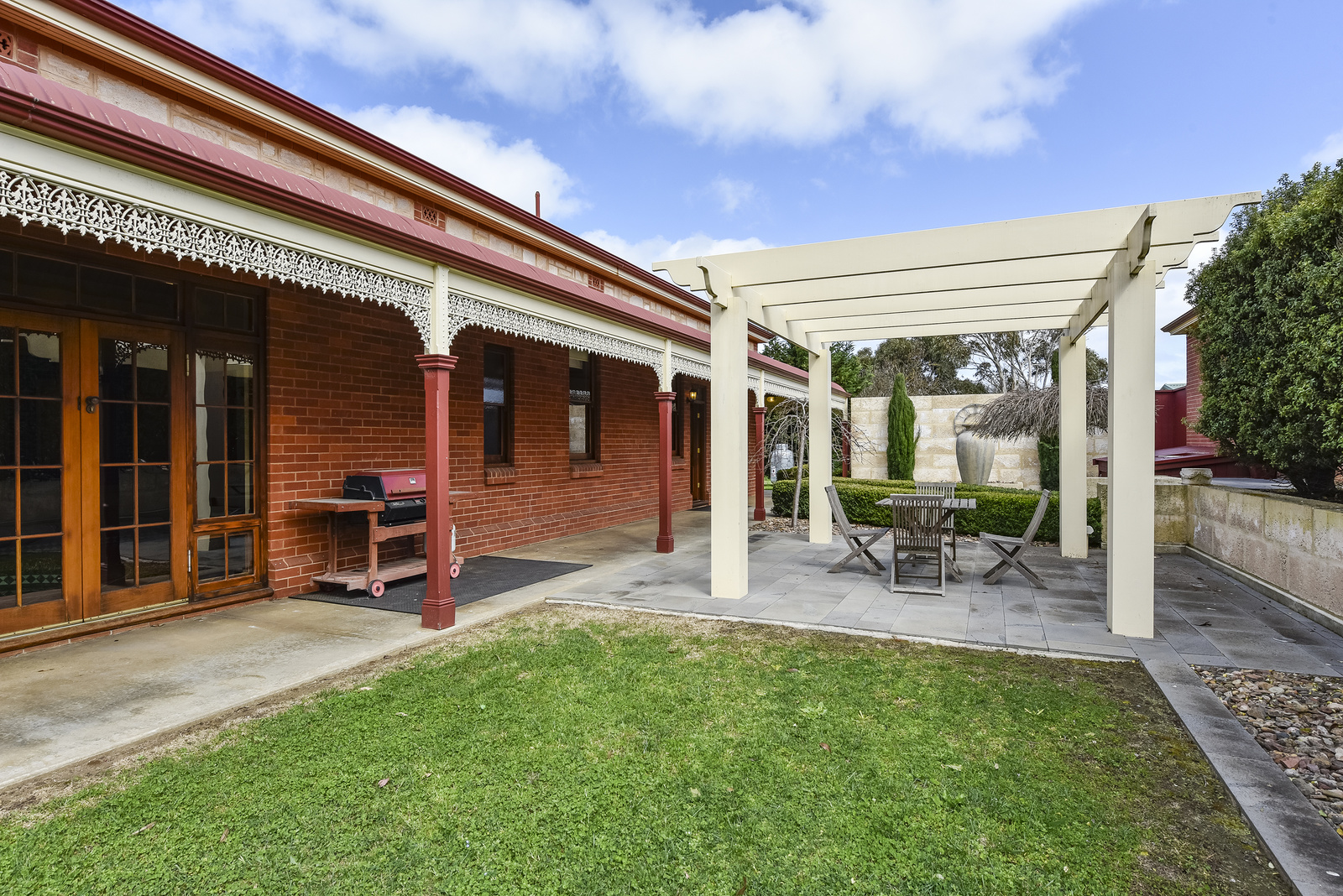 45 Sassanowsky Road, Suttontown