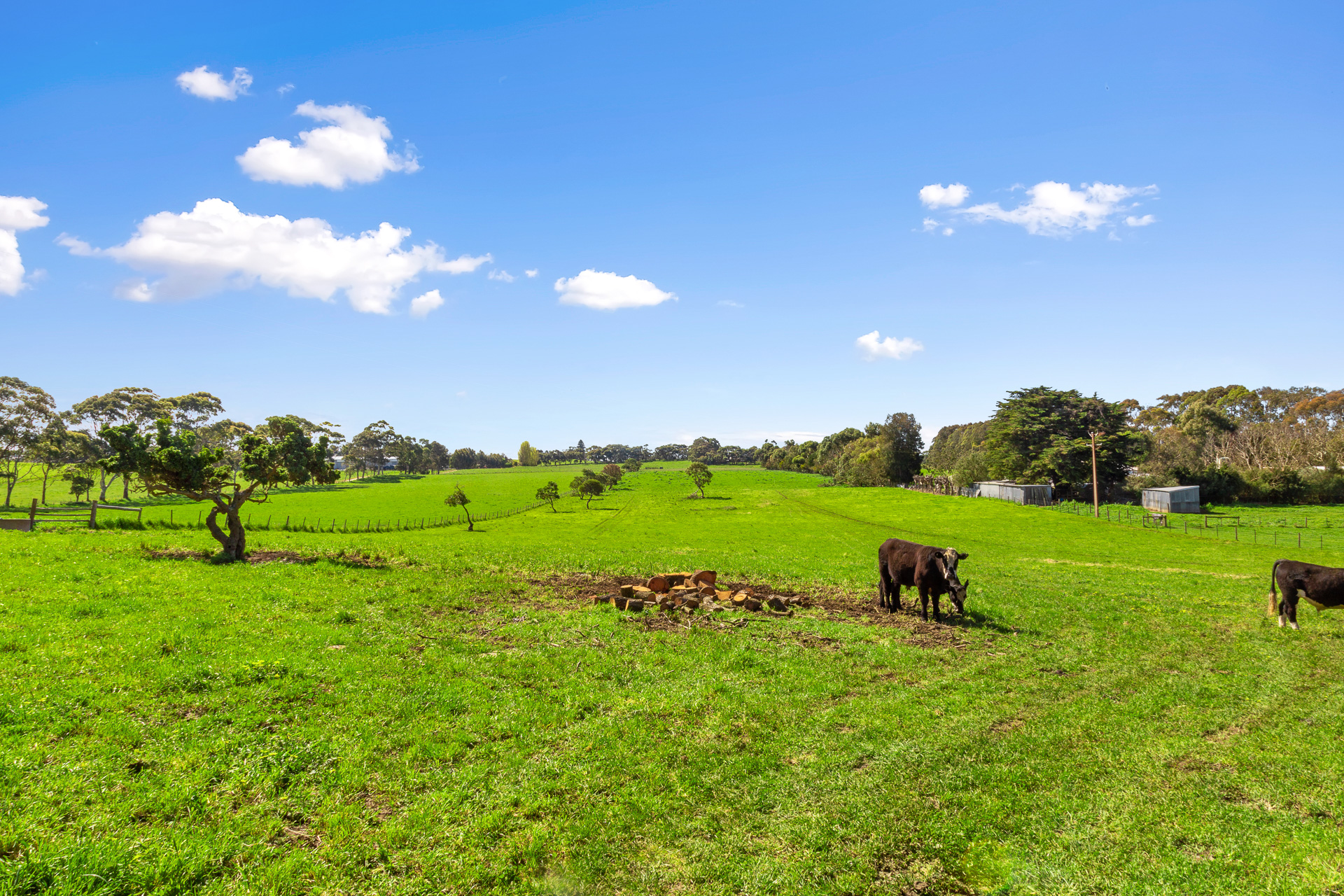 120 Square Mile Road, Square Mile