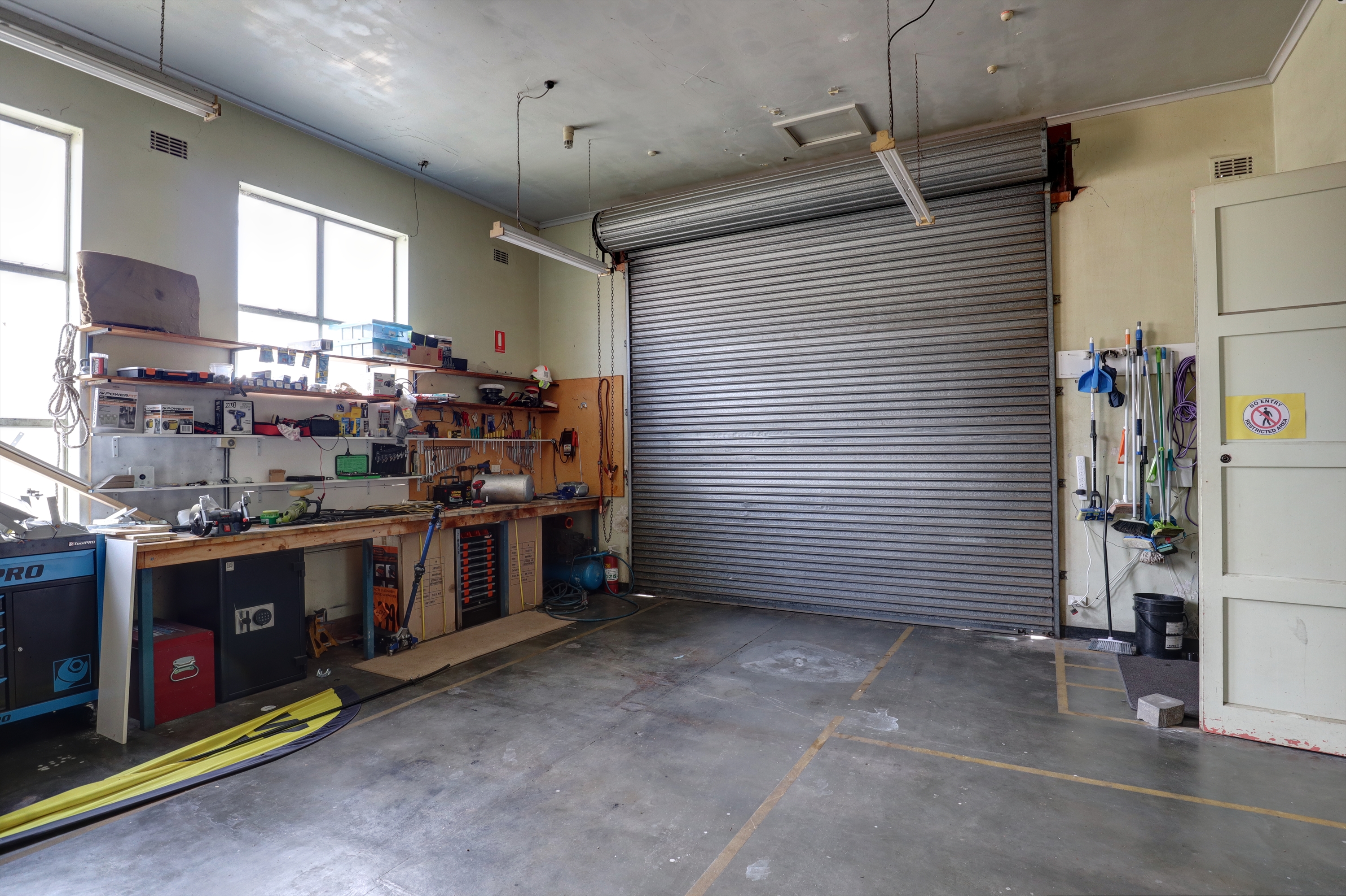 342 Hobart Road, Youngtown