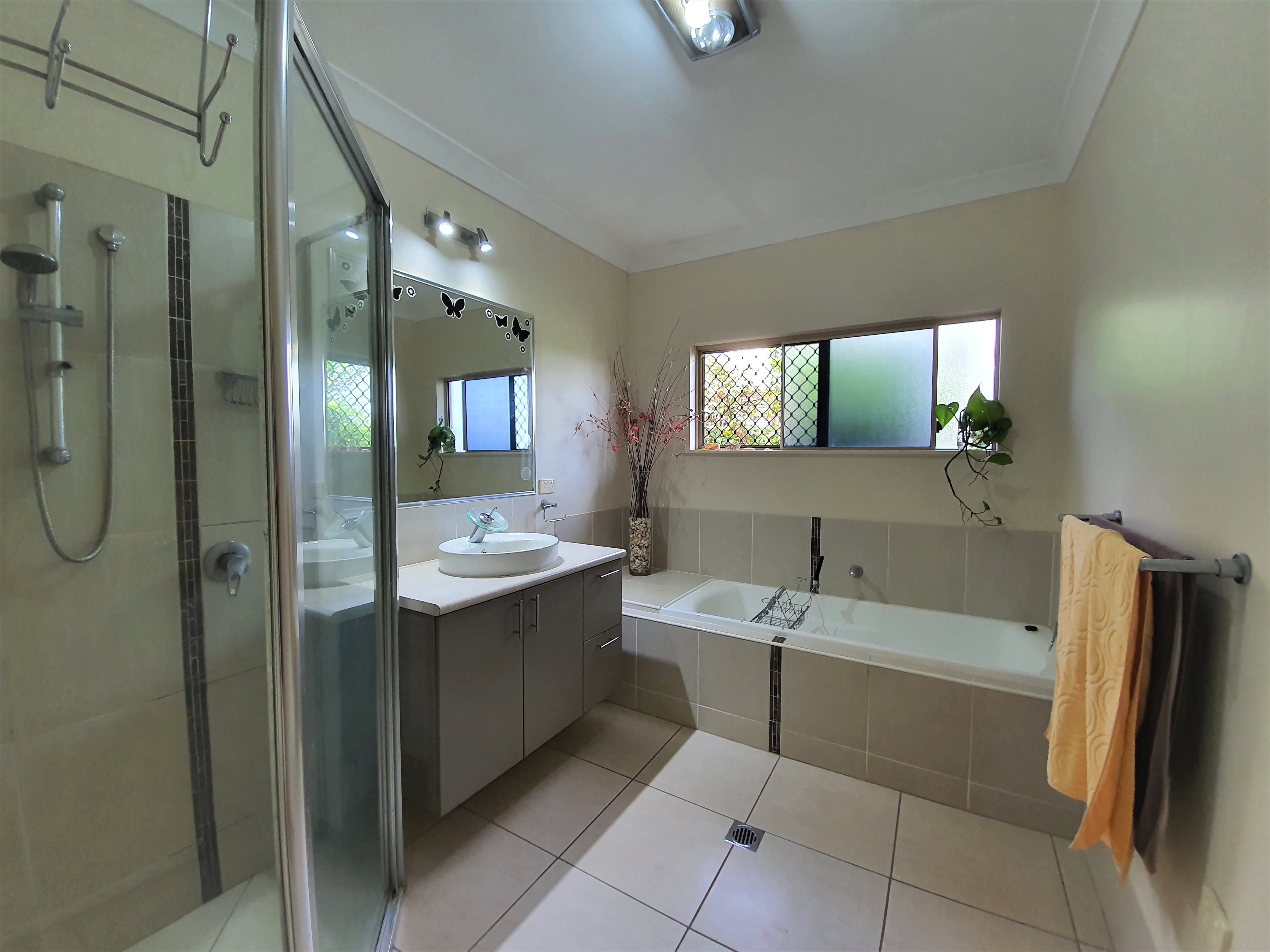 26 Jackson Drive, Atherton