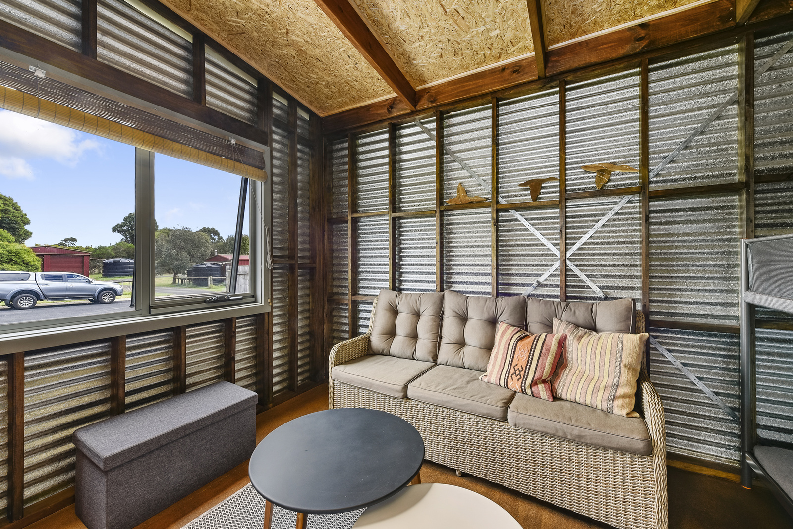 1 Holloway Street, Donovans