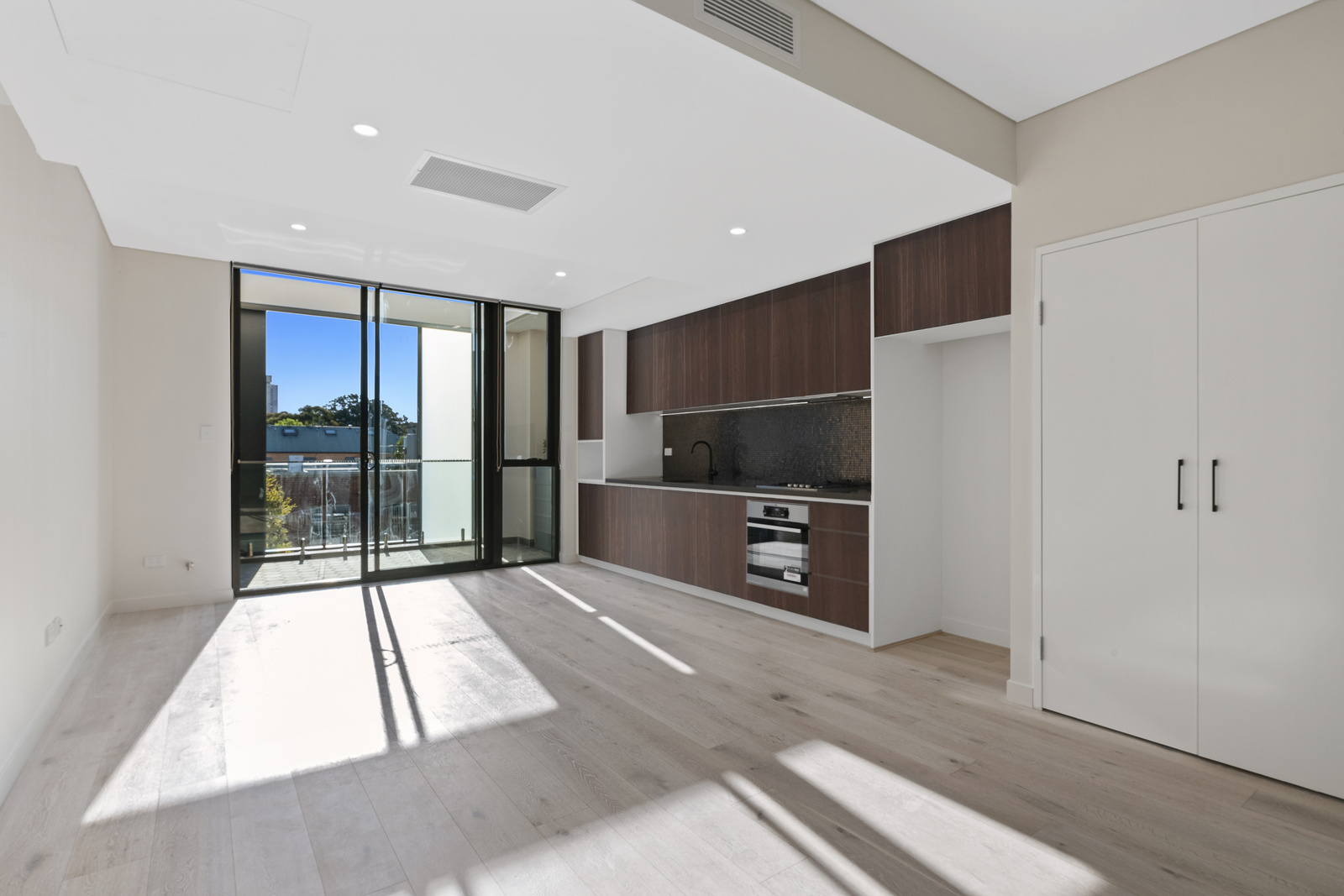 2-6 Danks Street