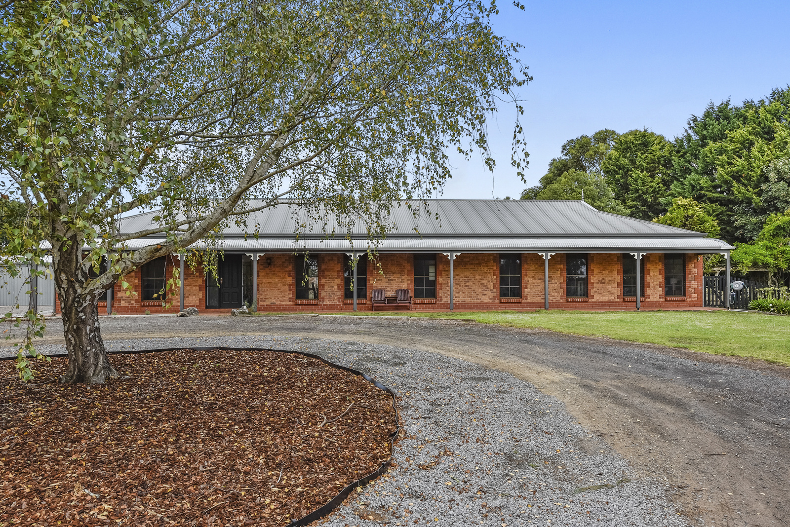 344 Hill Road, Yahl