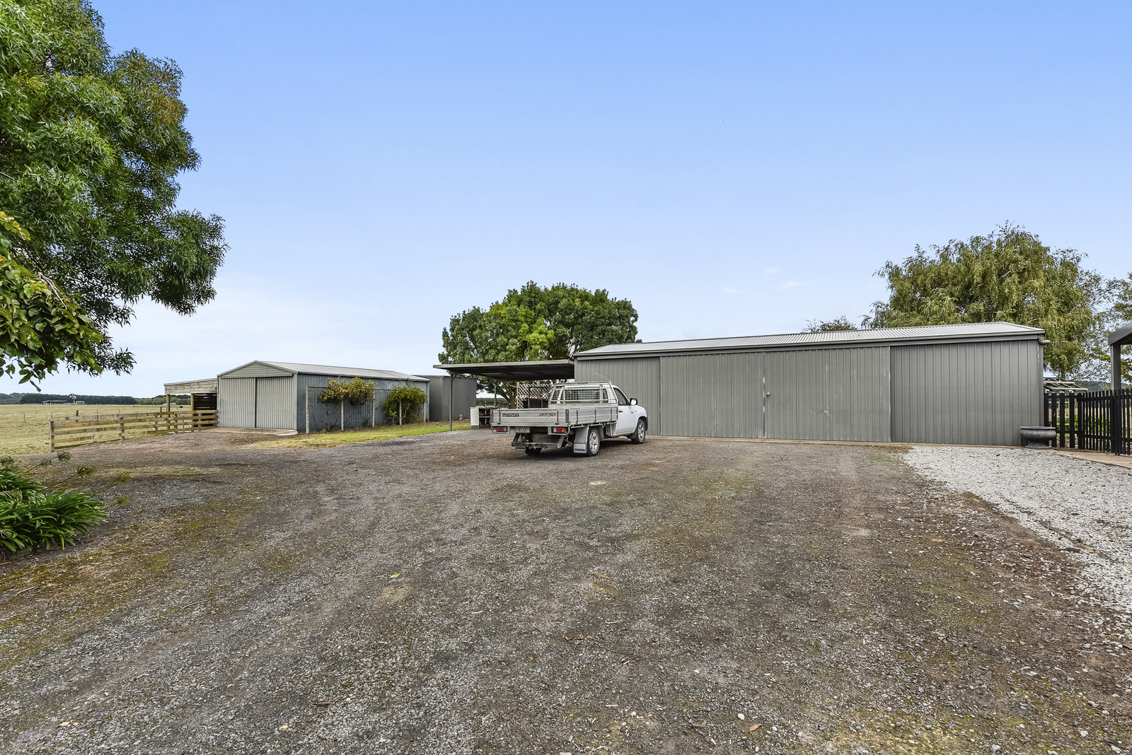 344 Hill Road, Yahl