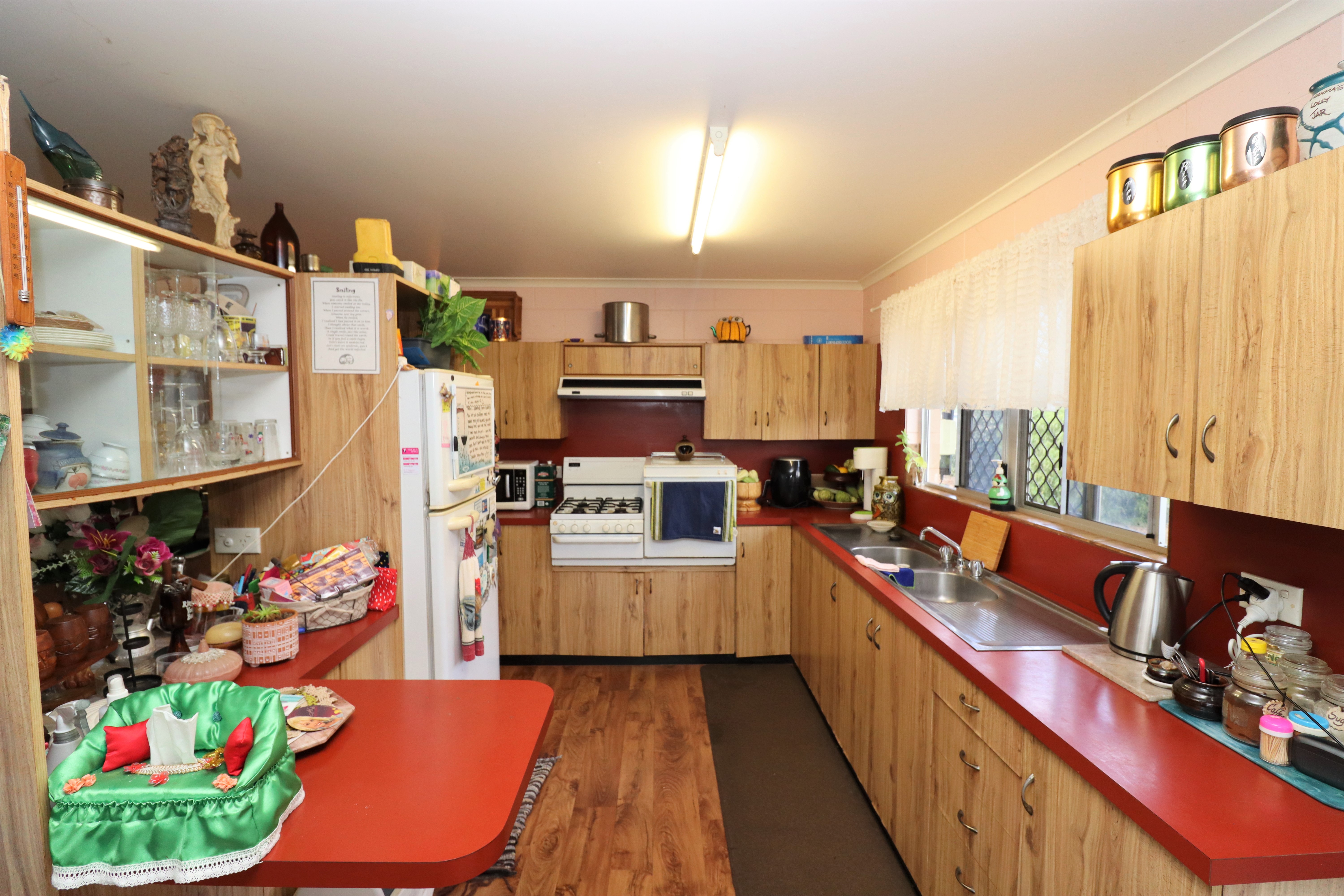 6 Poggioli Street, Kairi