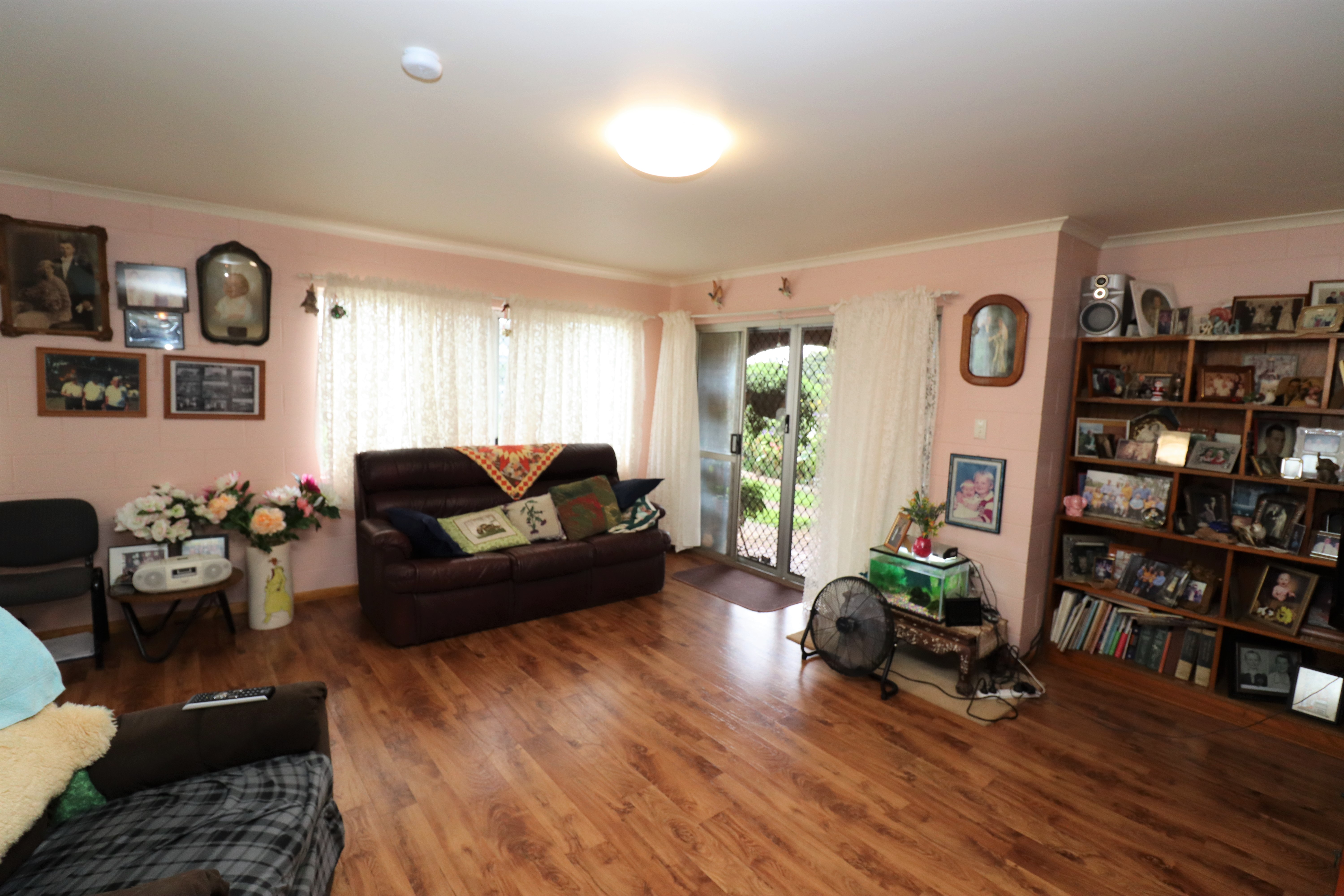 6 Poggioli Street, Kairi