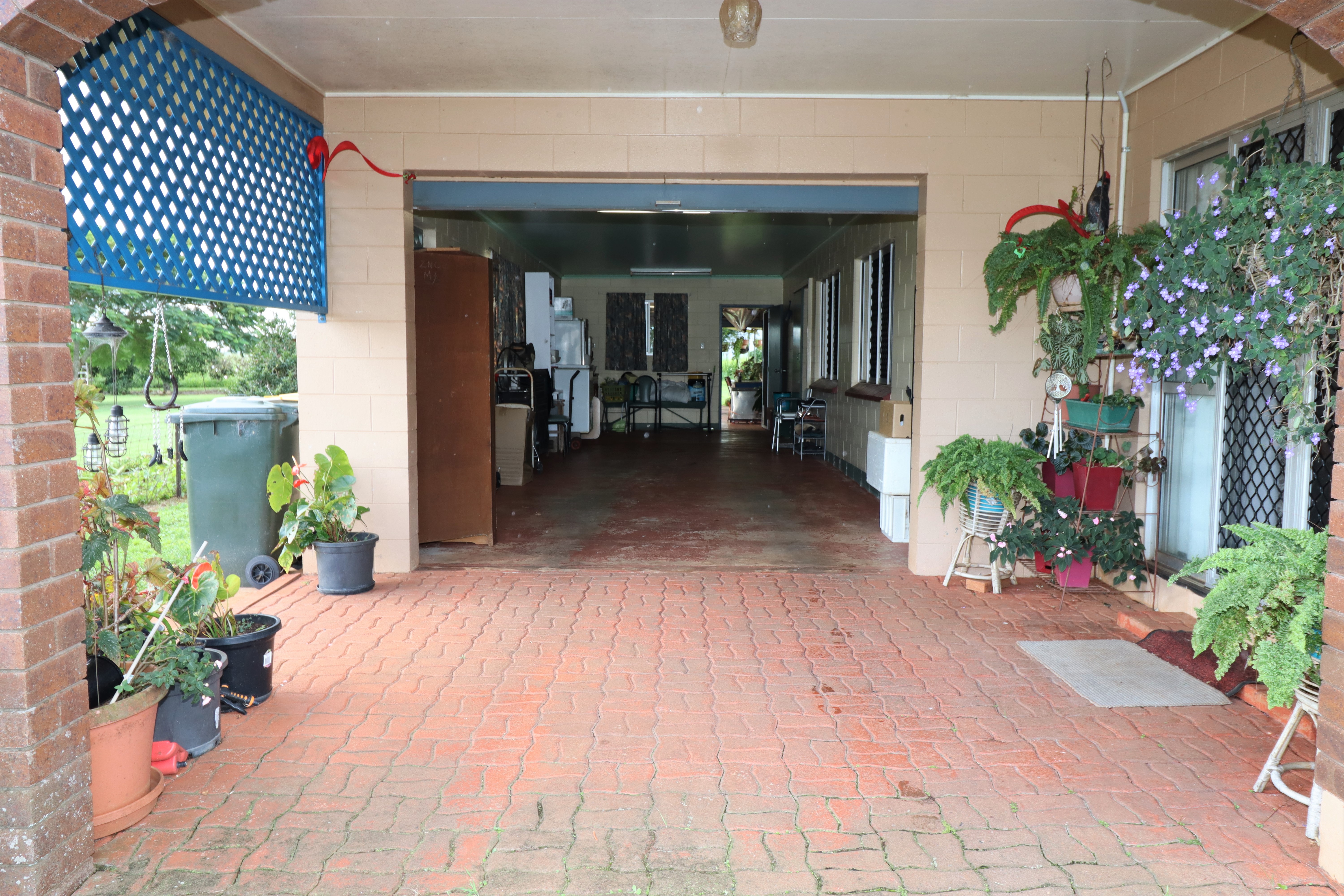 6 Poggioli Street, Kairi