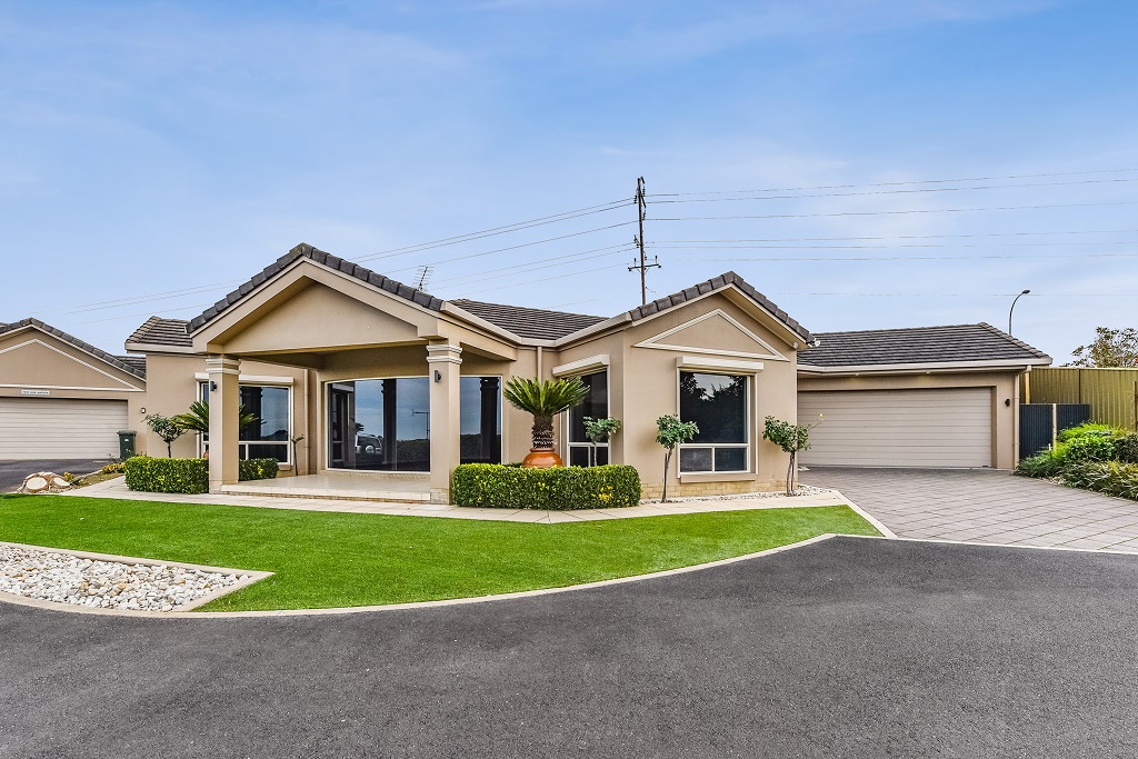 1 / 2 Red Oak Place, Mount Gambier