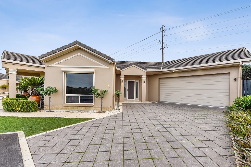 1 / 2 Red Oak Place, Mount Gambier