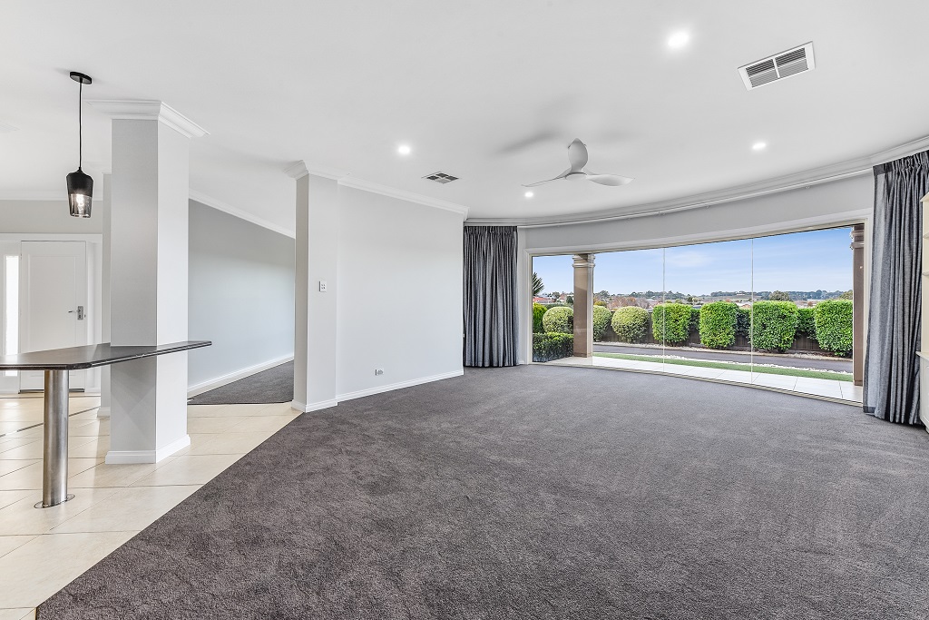 1 / 2 Red Oak Place, Mount Gambier