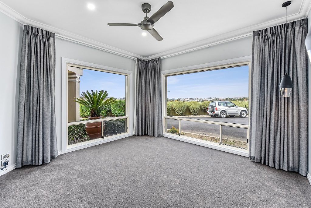 1 / 2 Red Oak Place, Mount Gambier