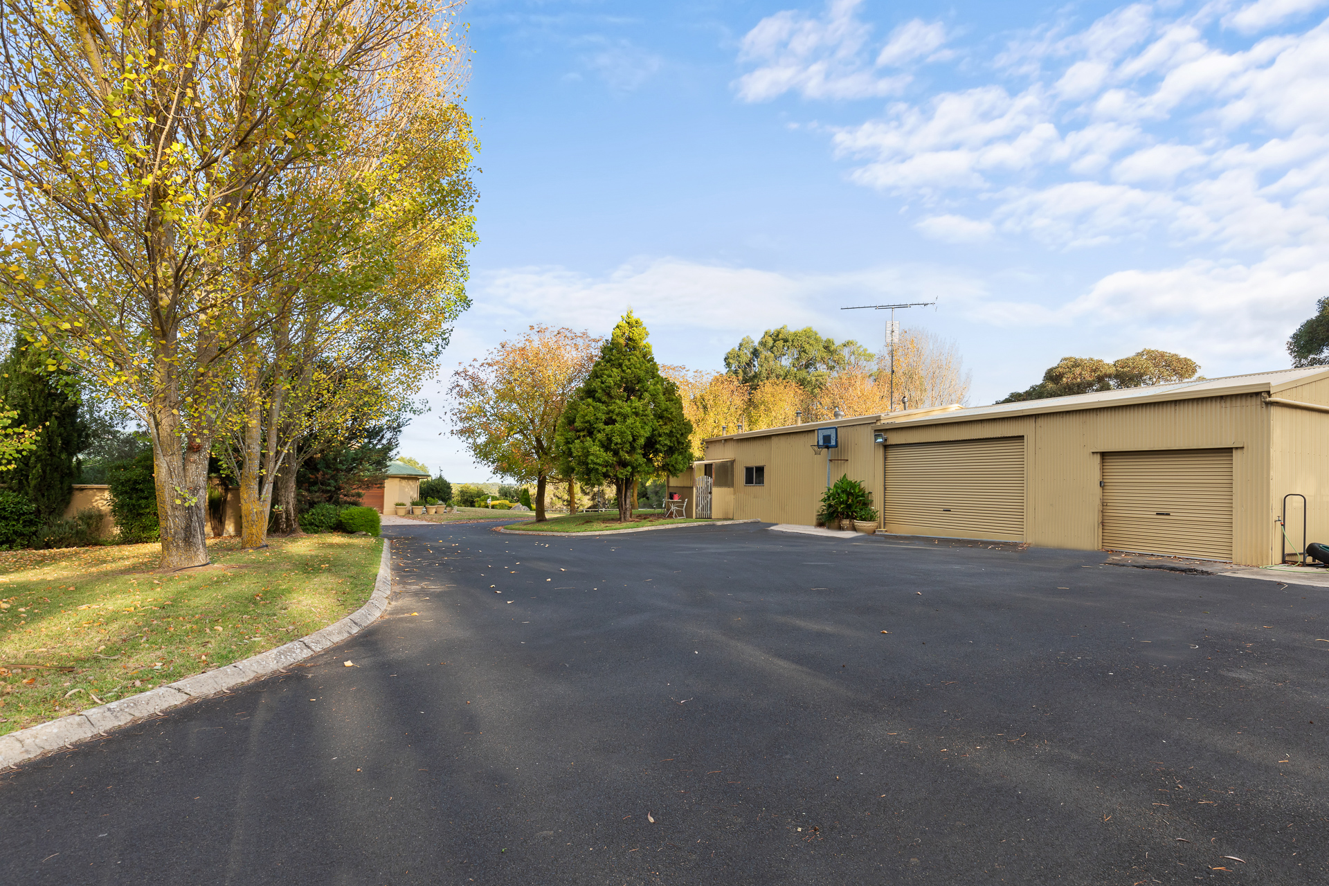 196 Mount Percy Road, Compton