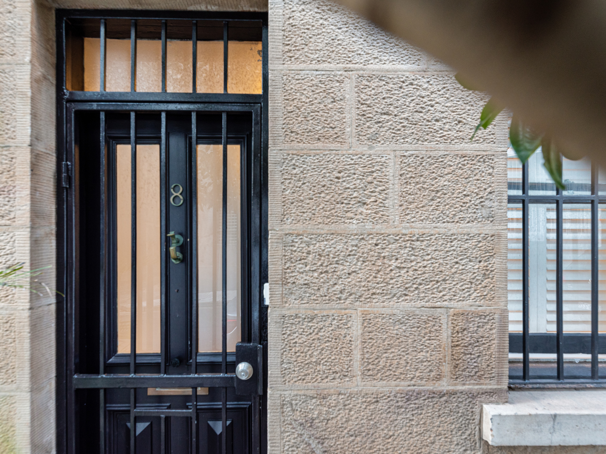 8 HARGRAVE STREET