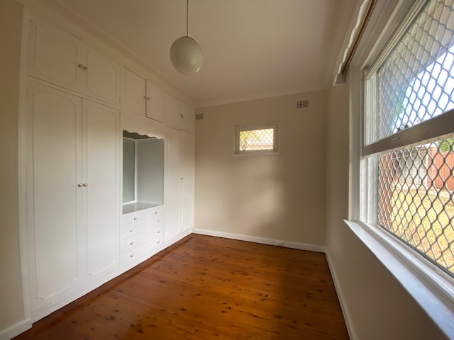 67 Cooloongatta Road, Beverly Hills