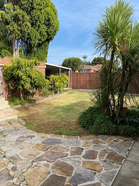 67 Cooloongatta Road, Beverly Hills