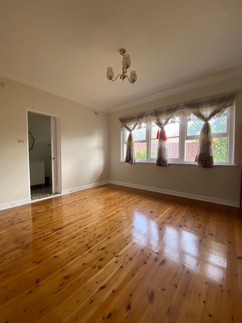 67 Cooloongatta Road, Beverly Hills