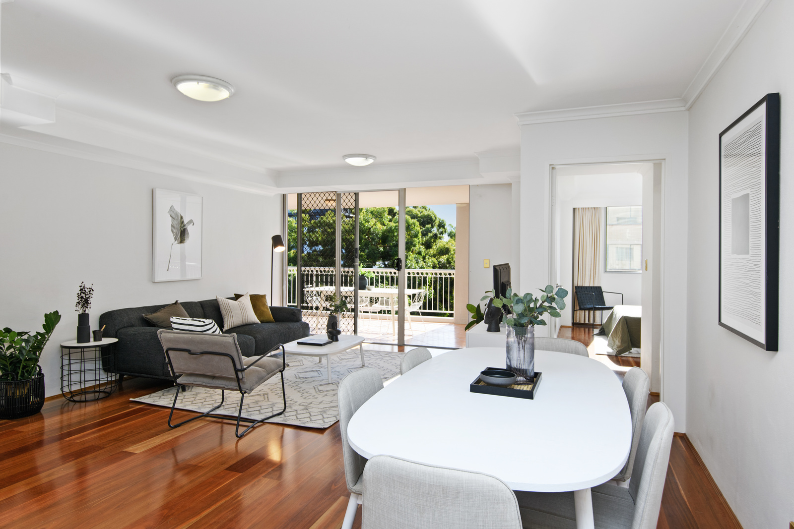 83 Dalmeny Avenue