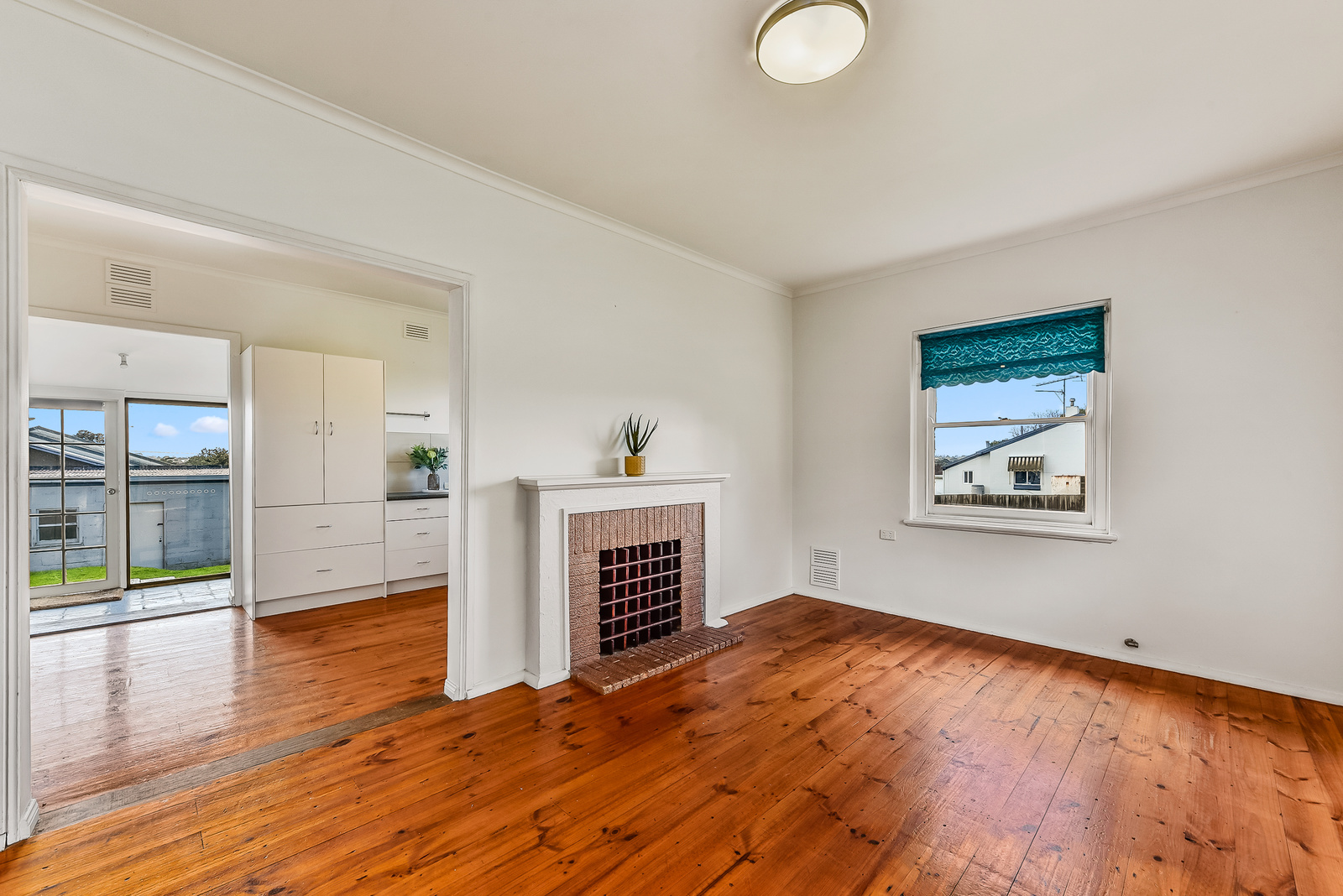 77 Lake Terrace East, Mount Gambier