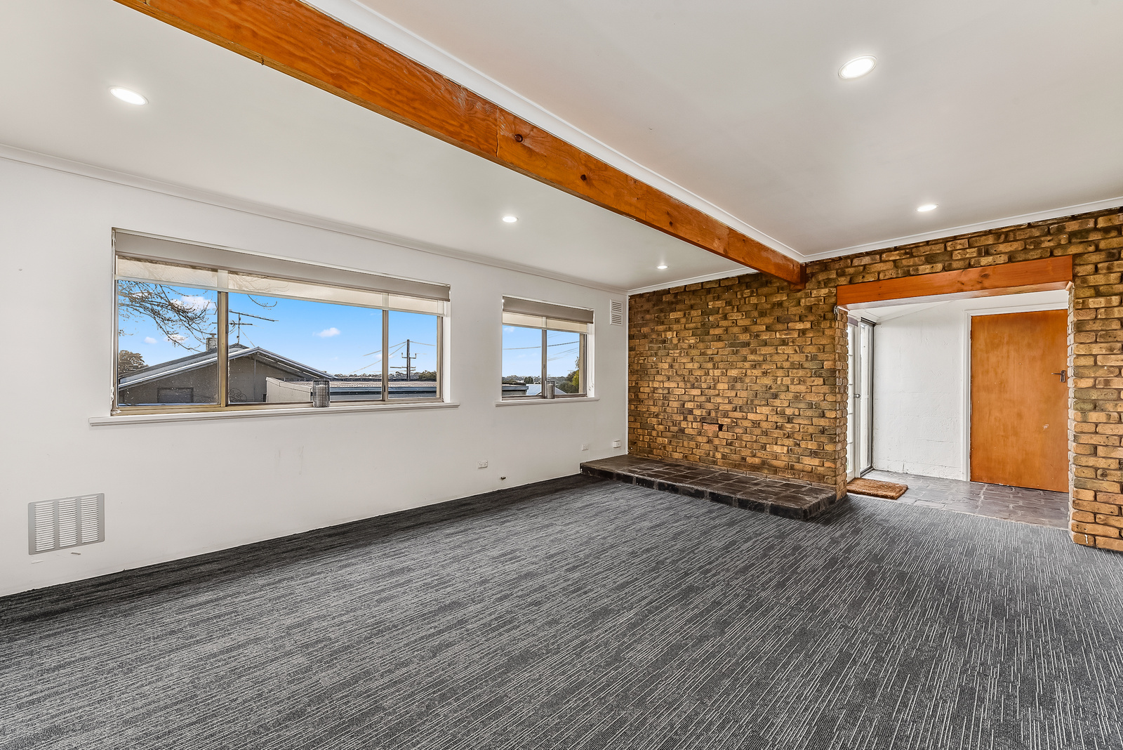 77 Lake Terrace East, Mount Gambier