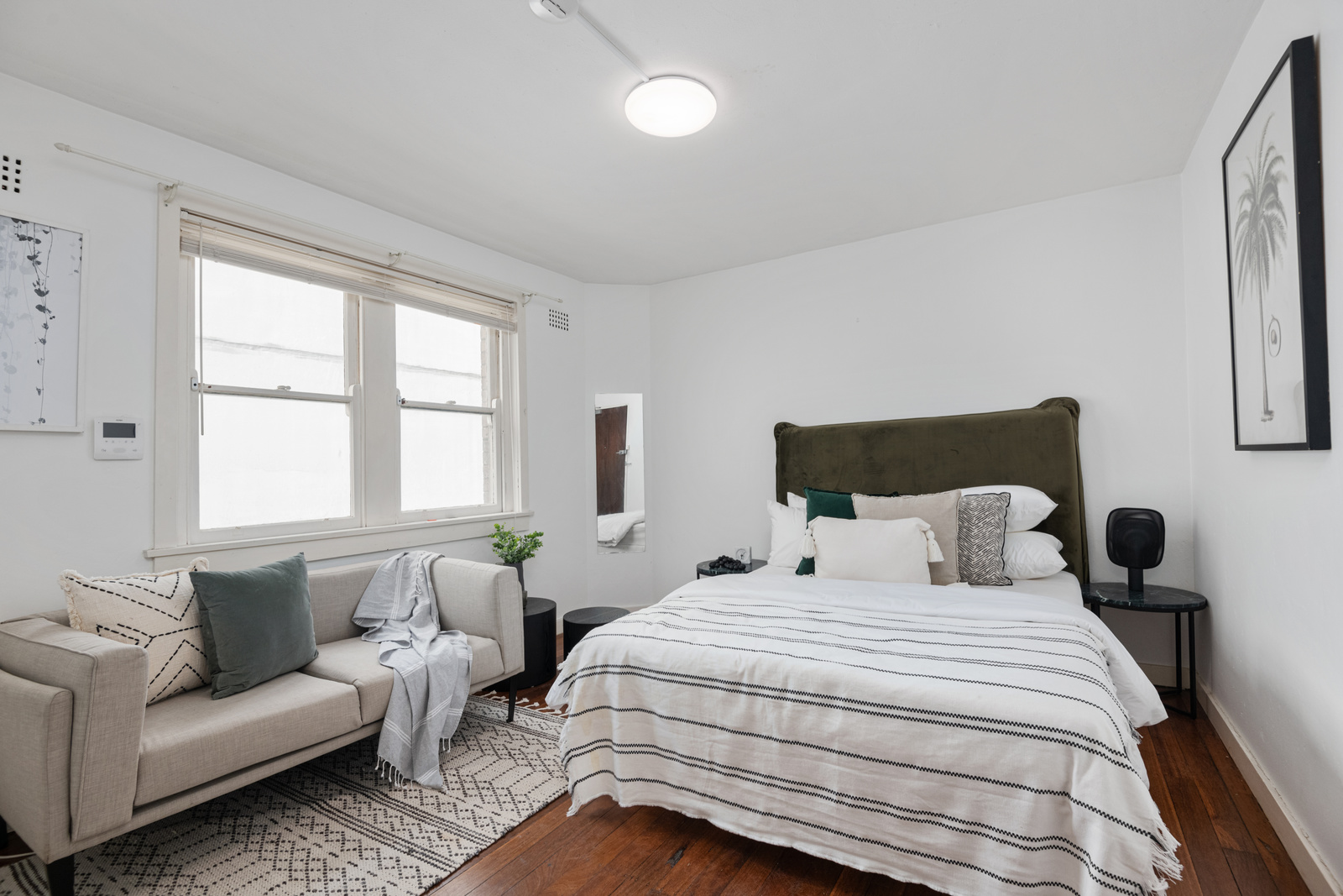 70 Bayswater Road