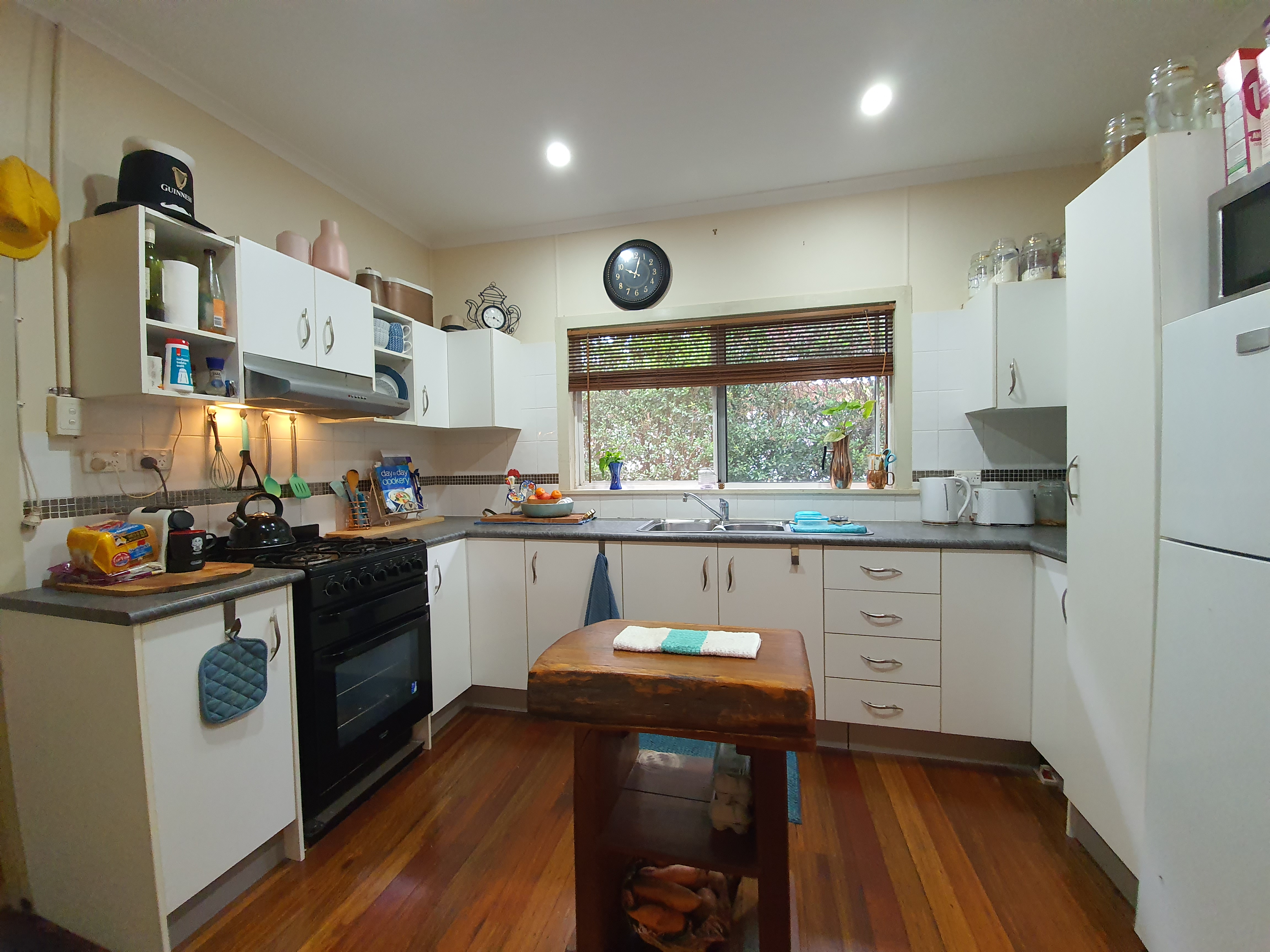 16 Irvine Street, Kairi