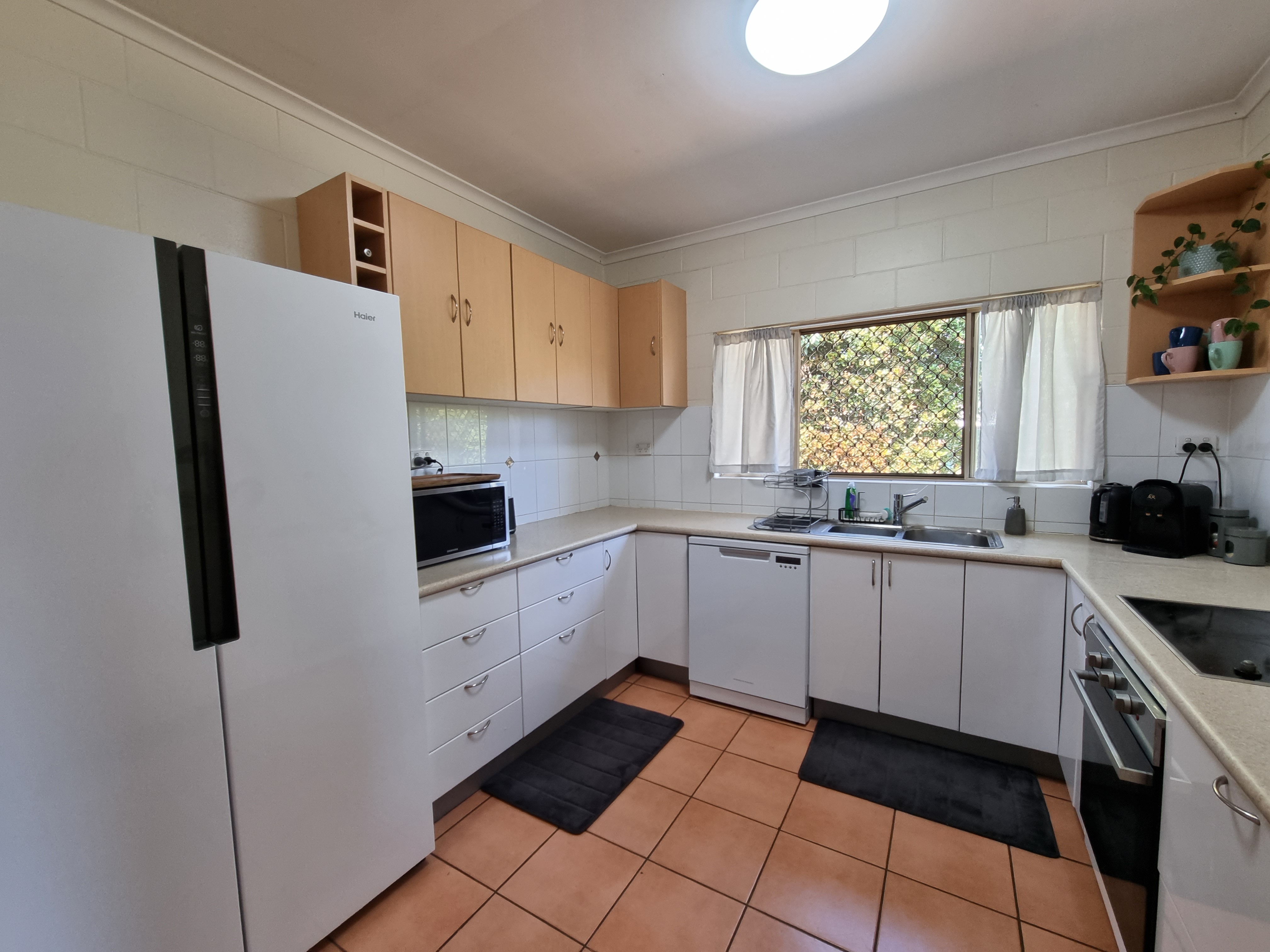 33 Viola Street, Atherton