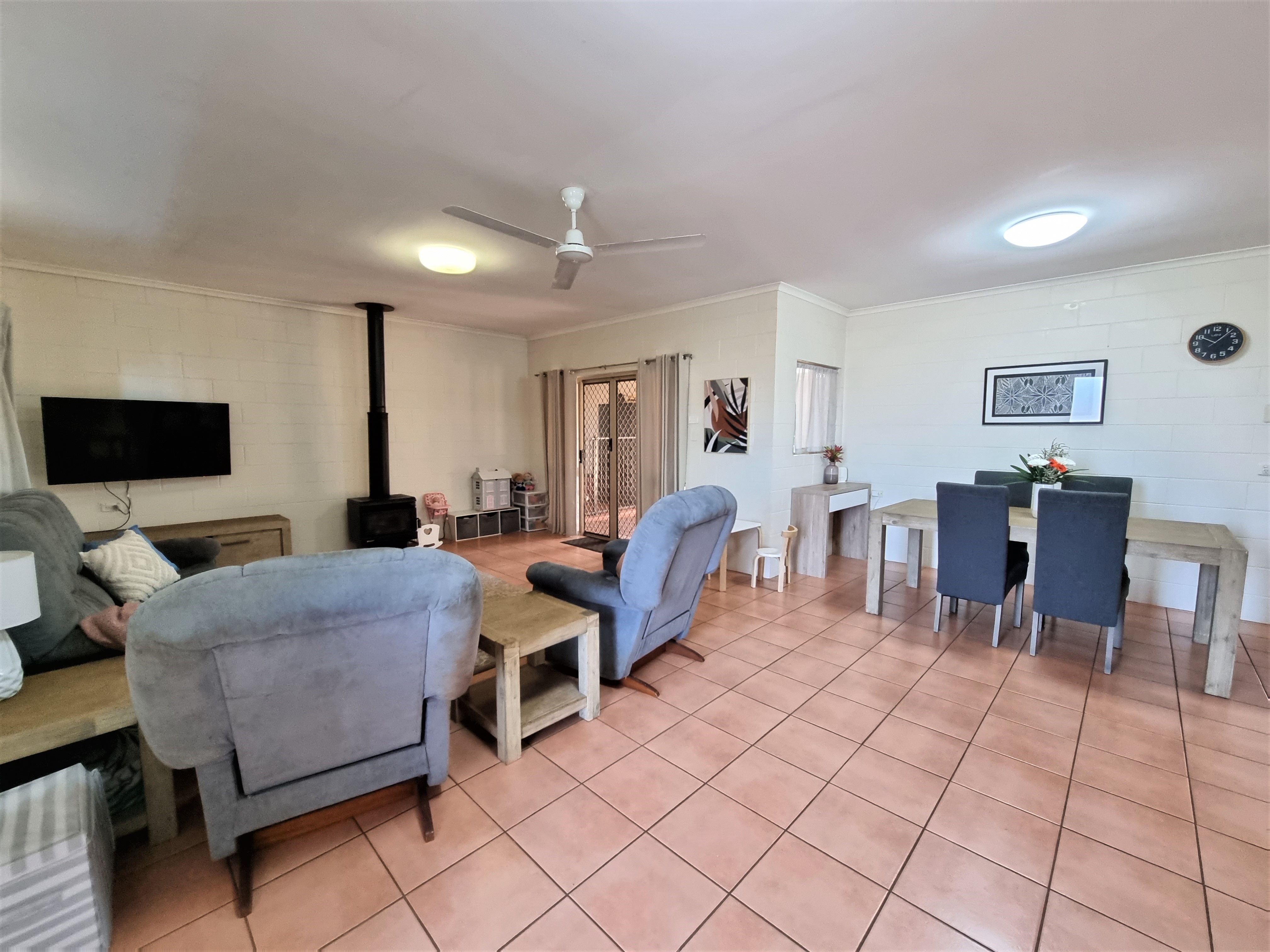 33 Viola Street, Atherton