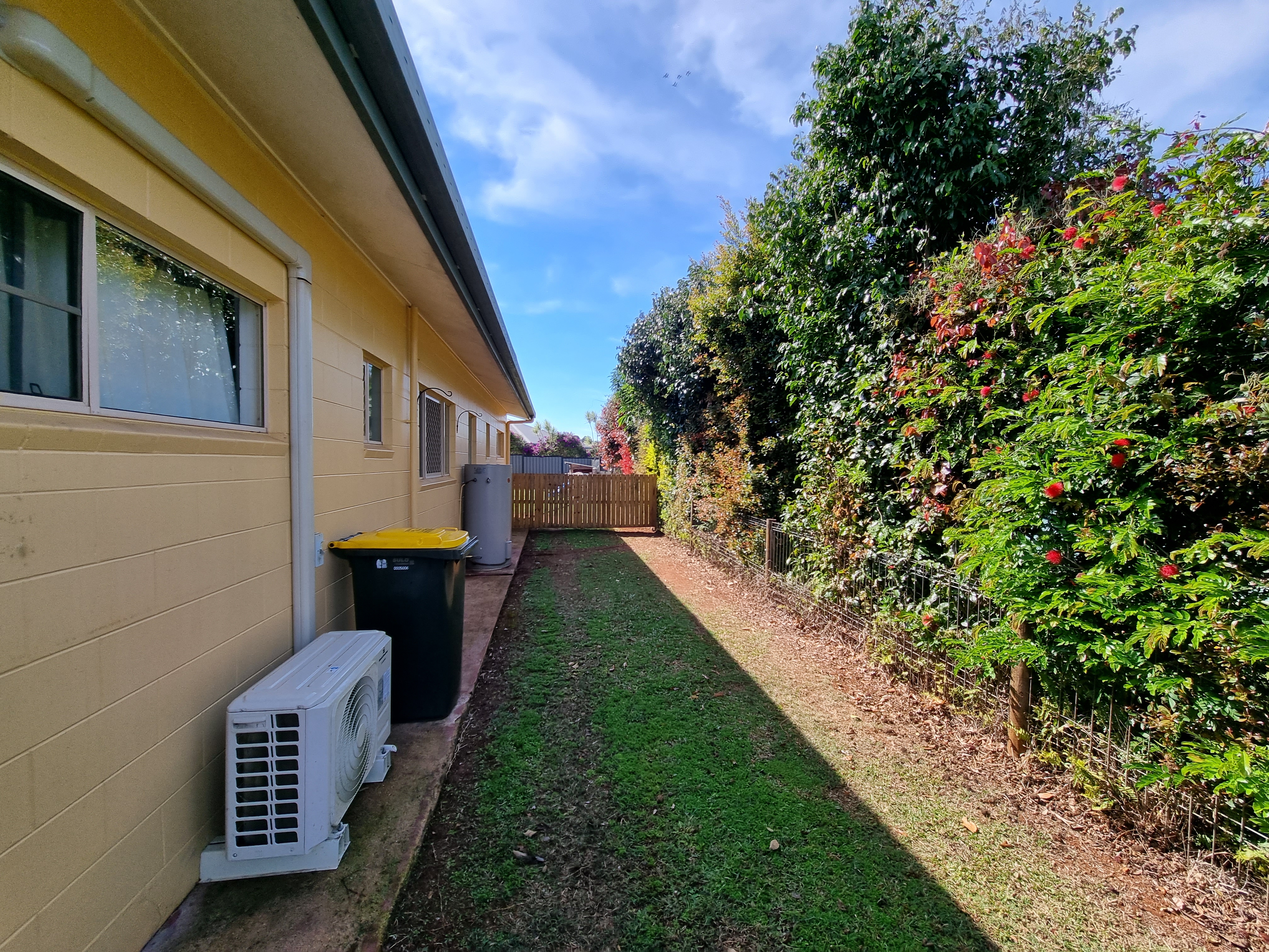 33 Viola Street, Atherton