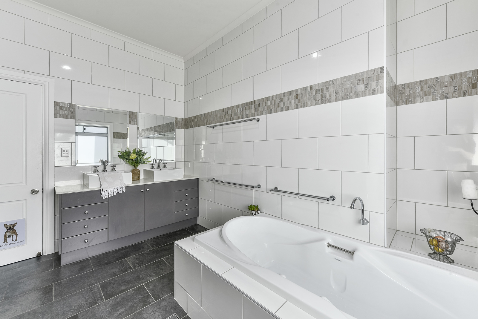 247 Mount Percy Road, Compton