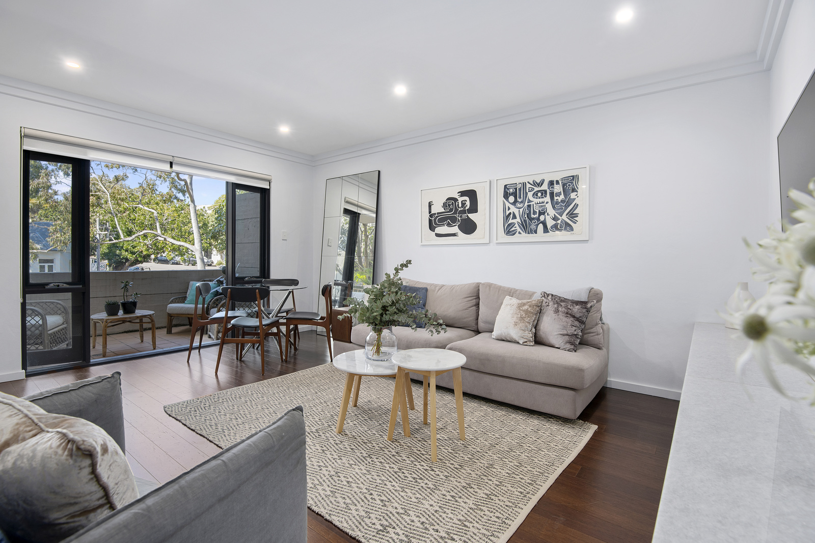 87 McLachlan Avenue