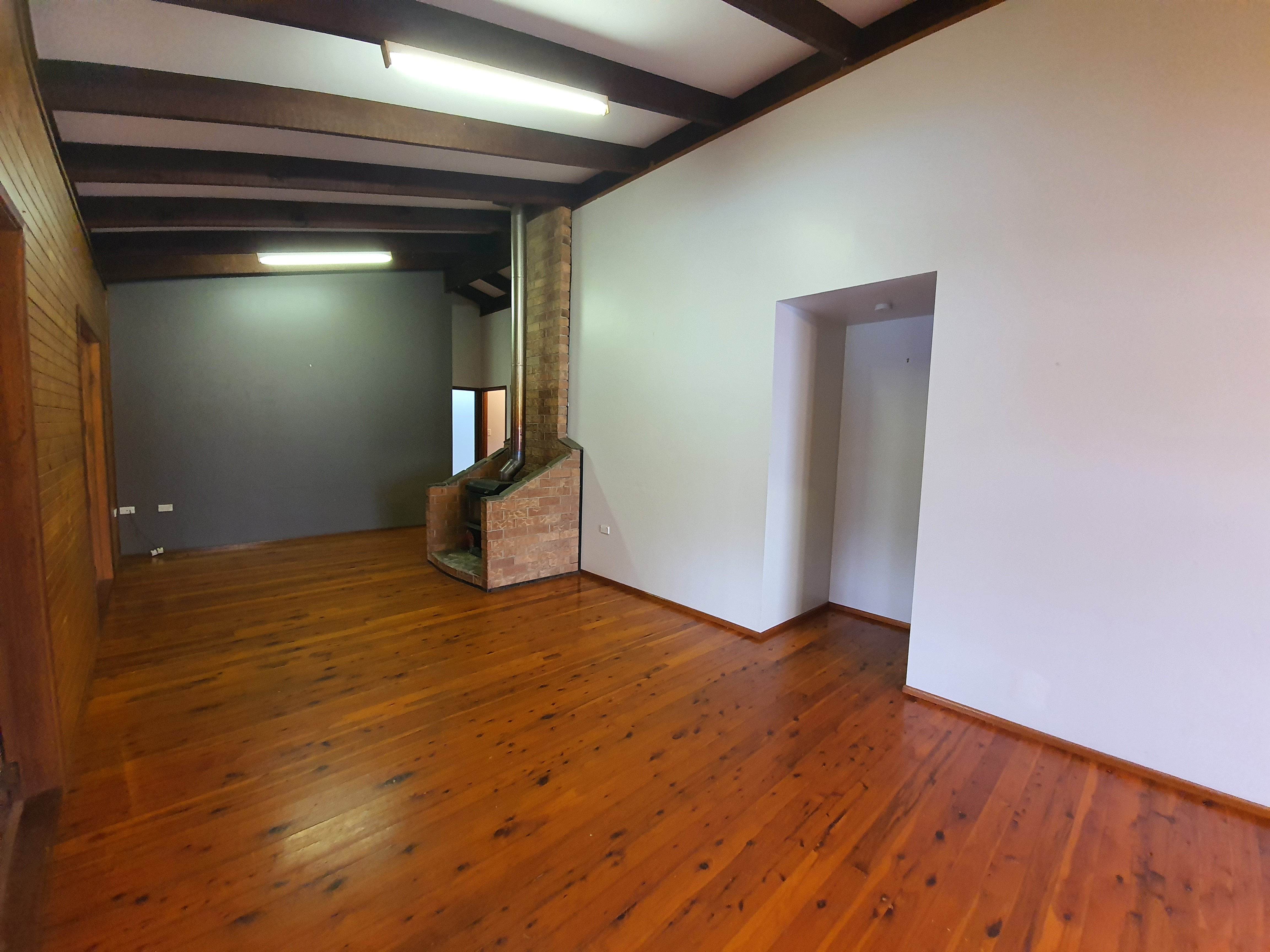 7 Abbott Street, Atherton