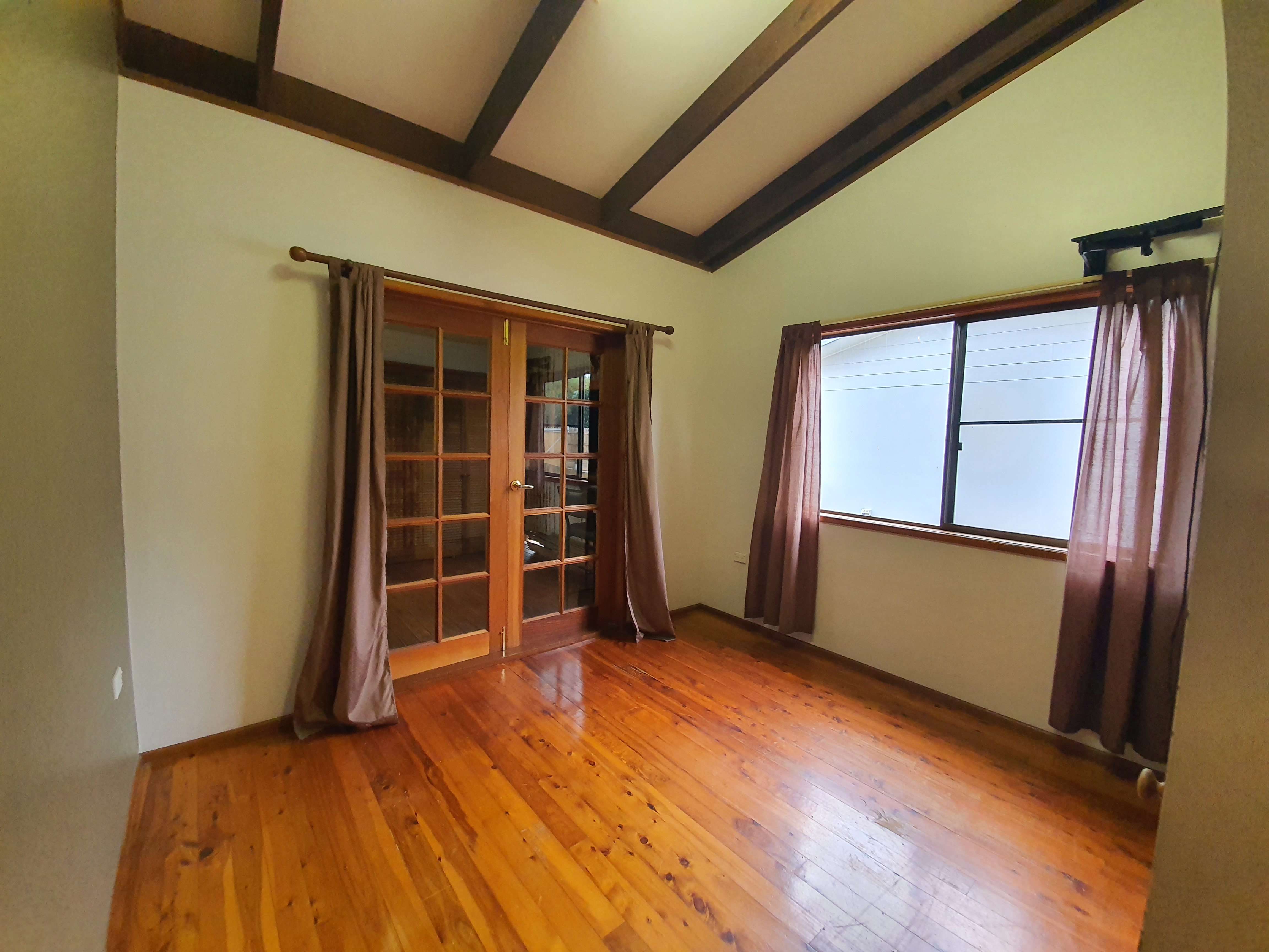 7 Abbott Street, Atherton