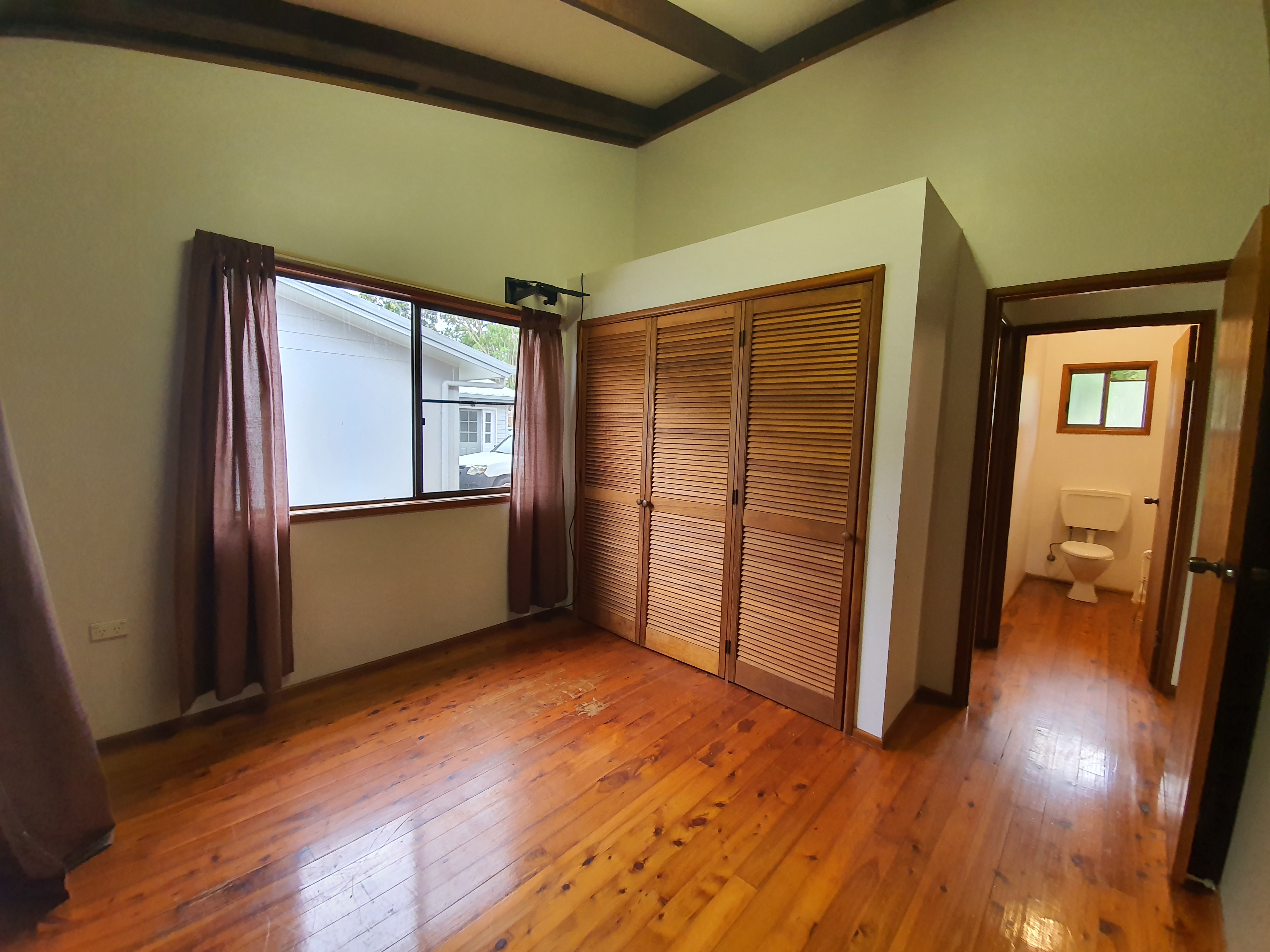 7 Abbott Street, Atherton