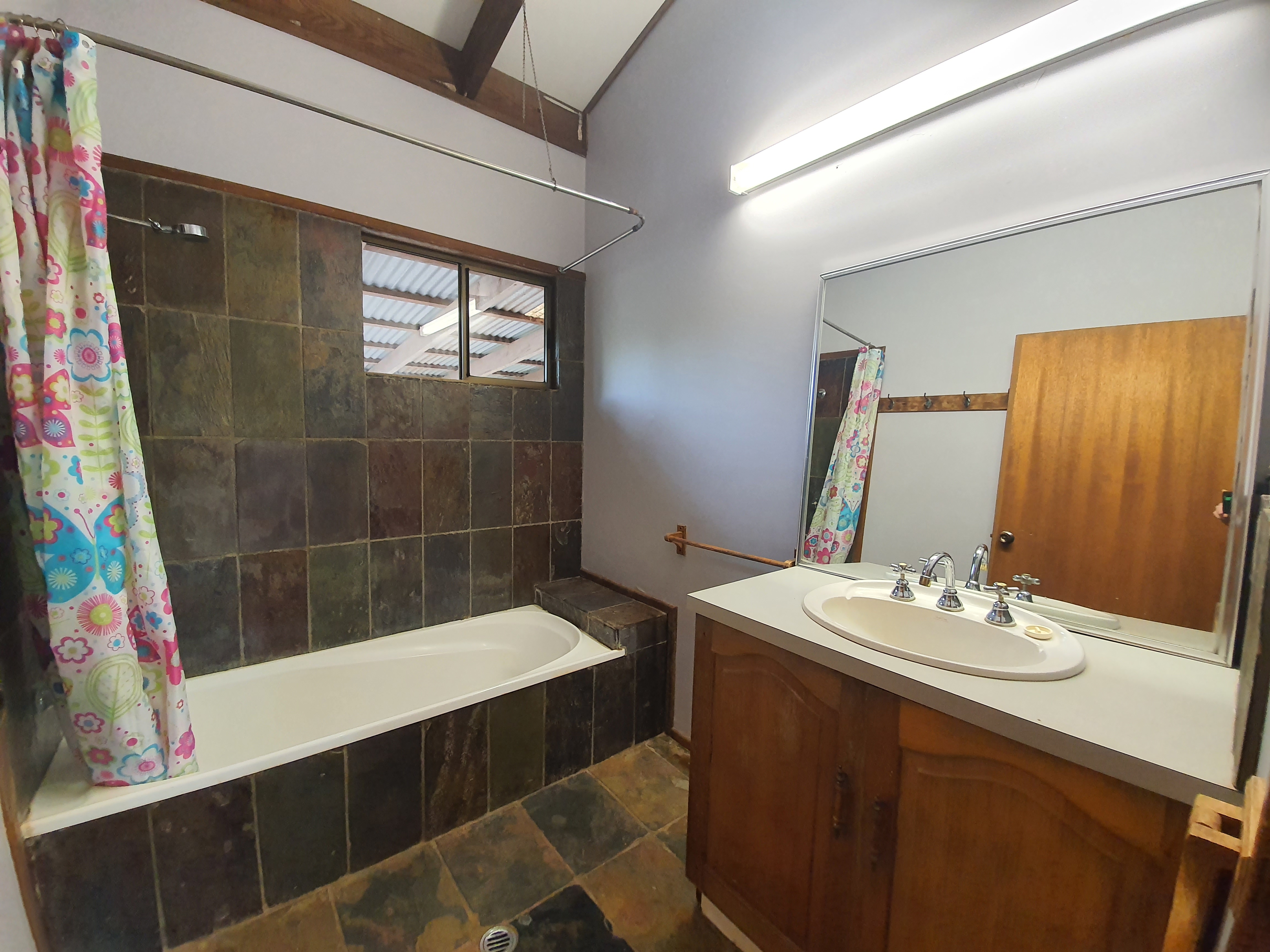 7 Abbott Street, Atherton