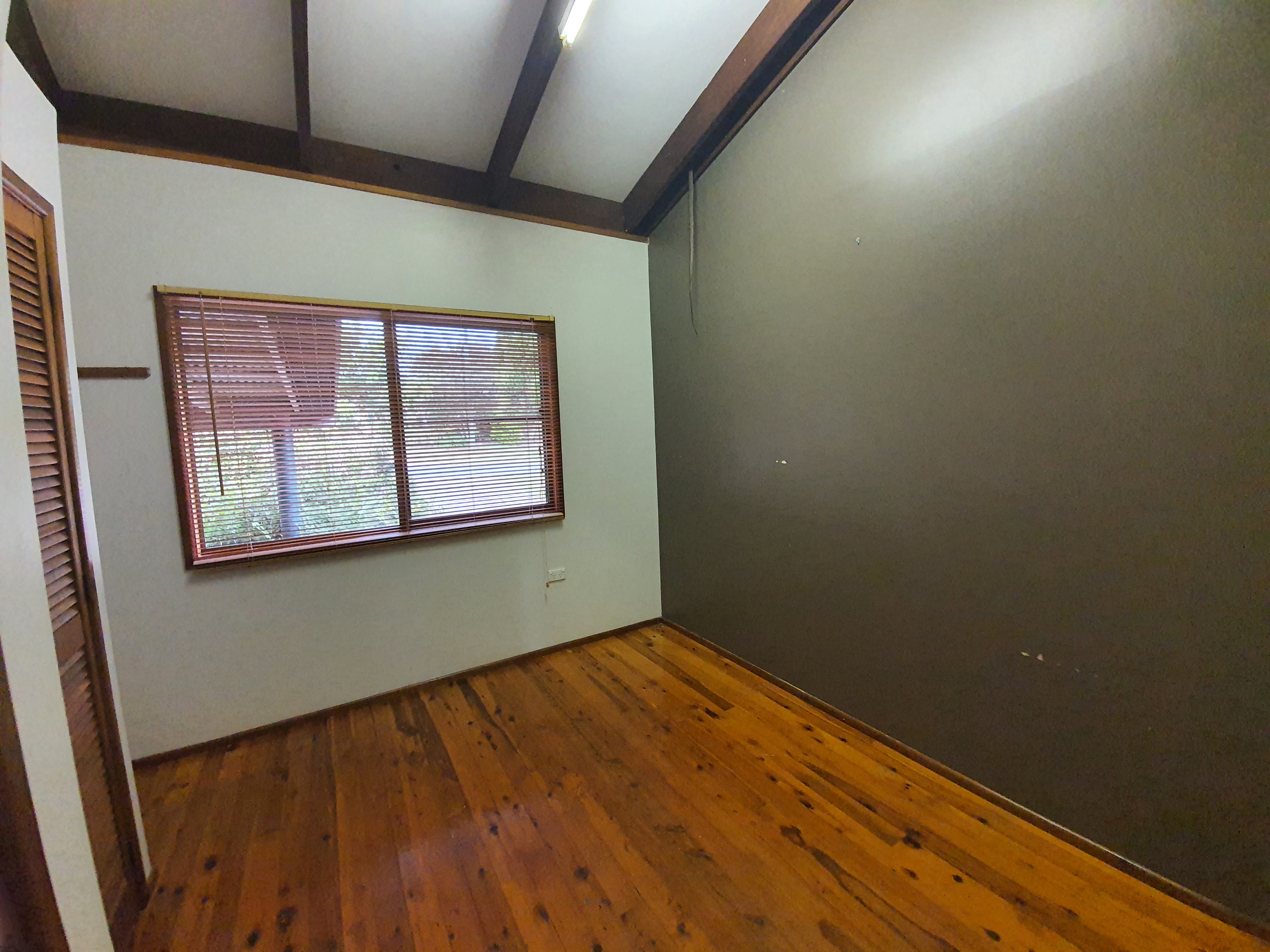 7 Abbott Street, Atherton