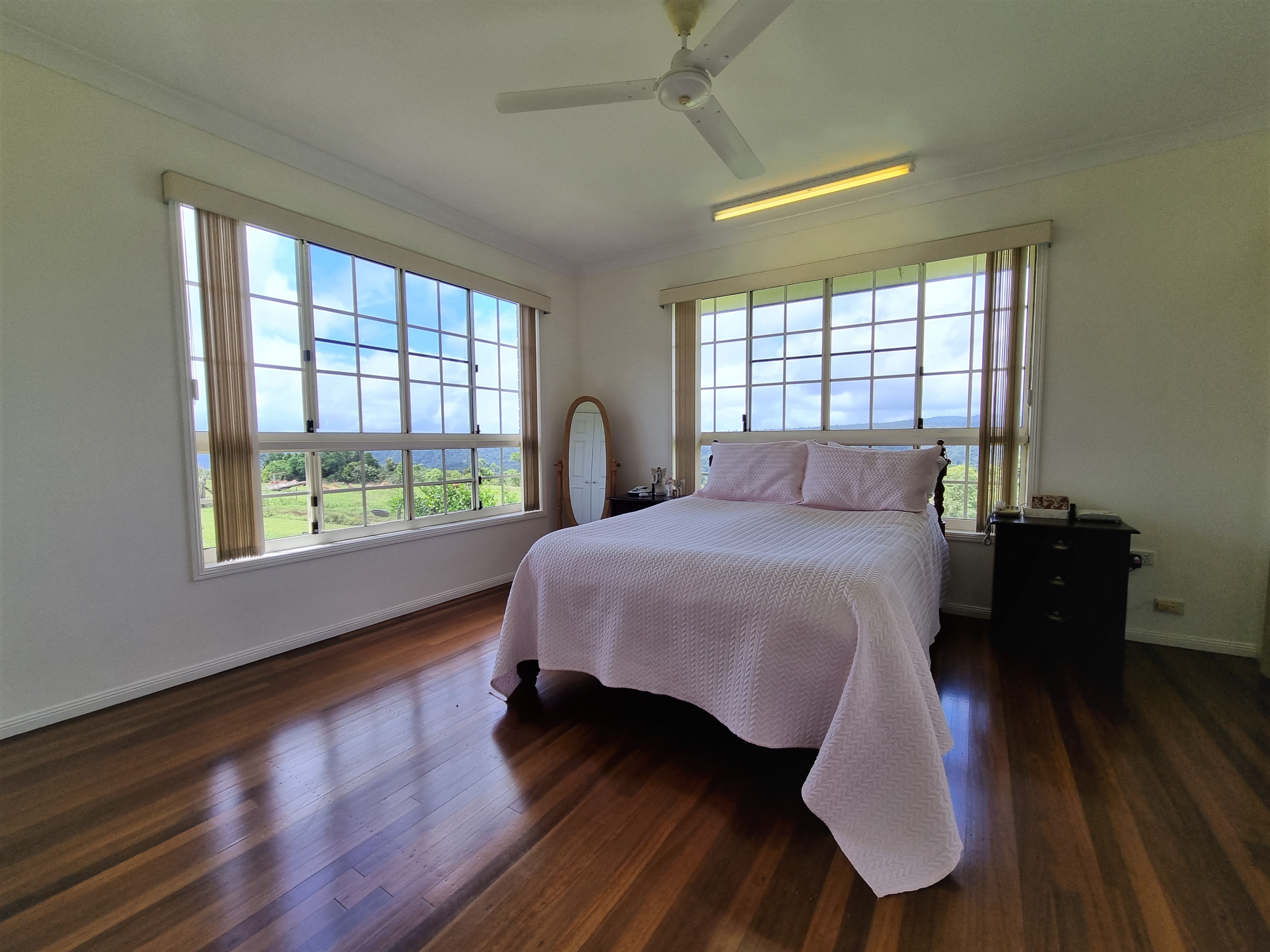 218 Junction Road, Mungalli