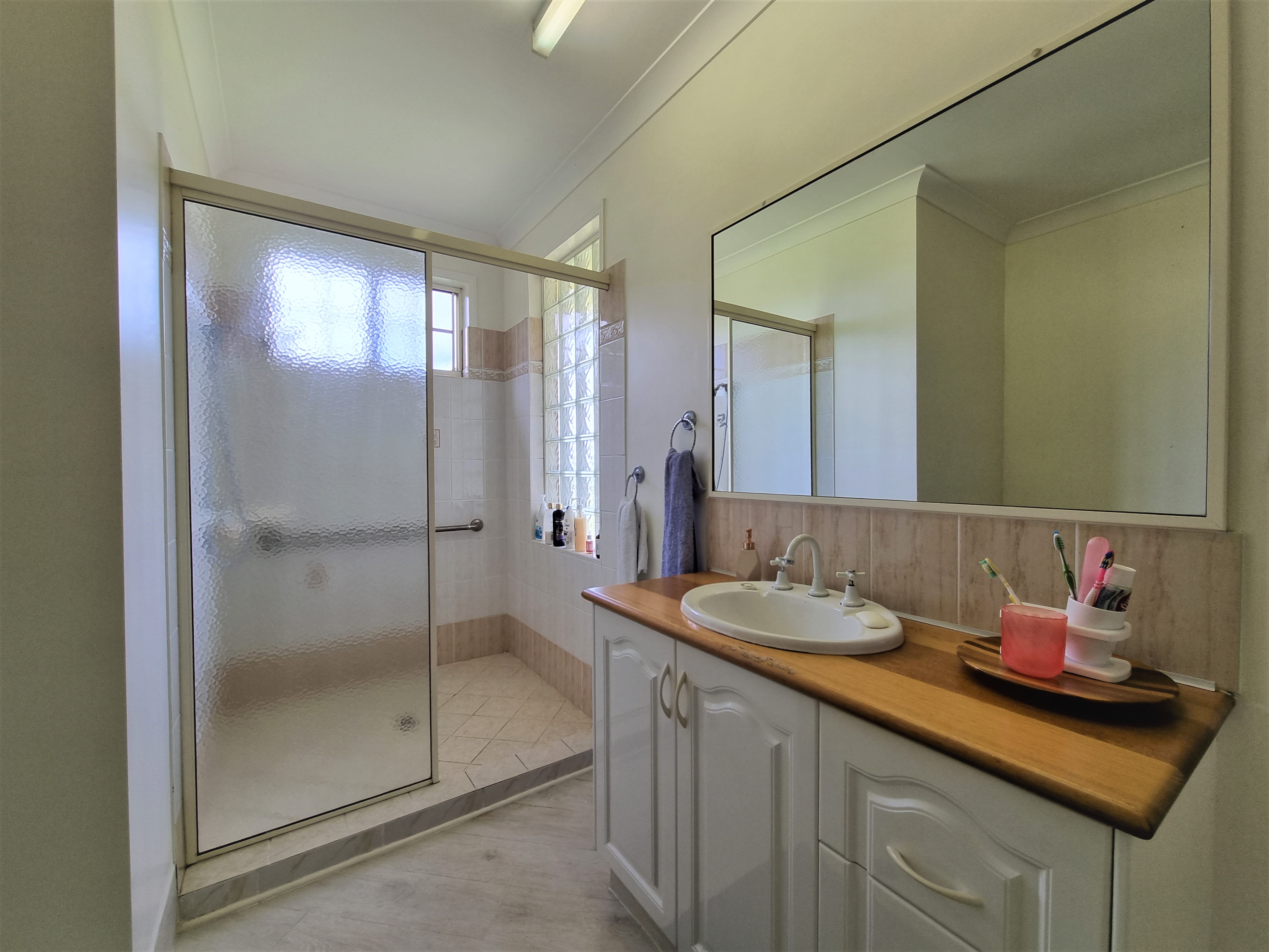 218 Junction Road, Mungalli