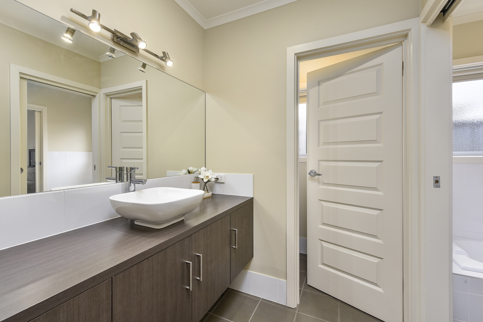 2 / 10 Knight Court, Mount Gambier