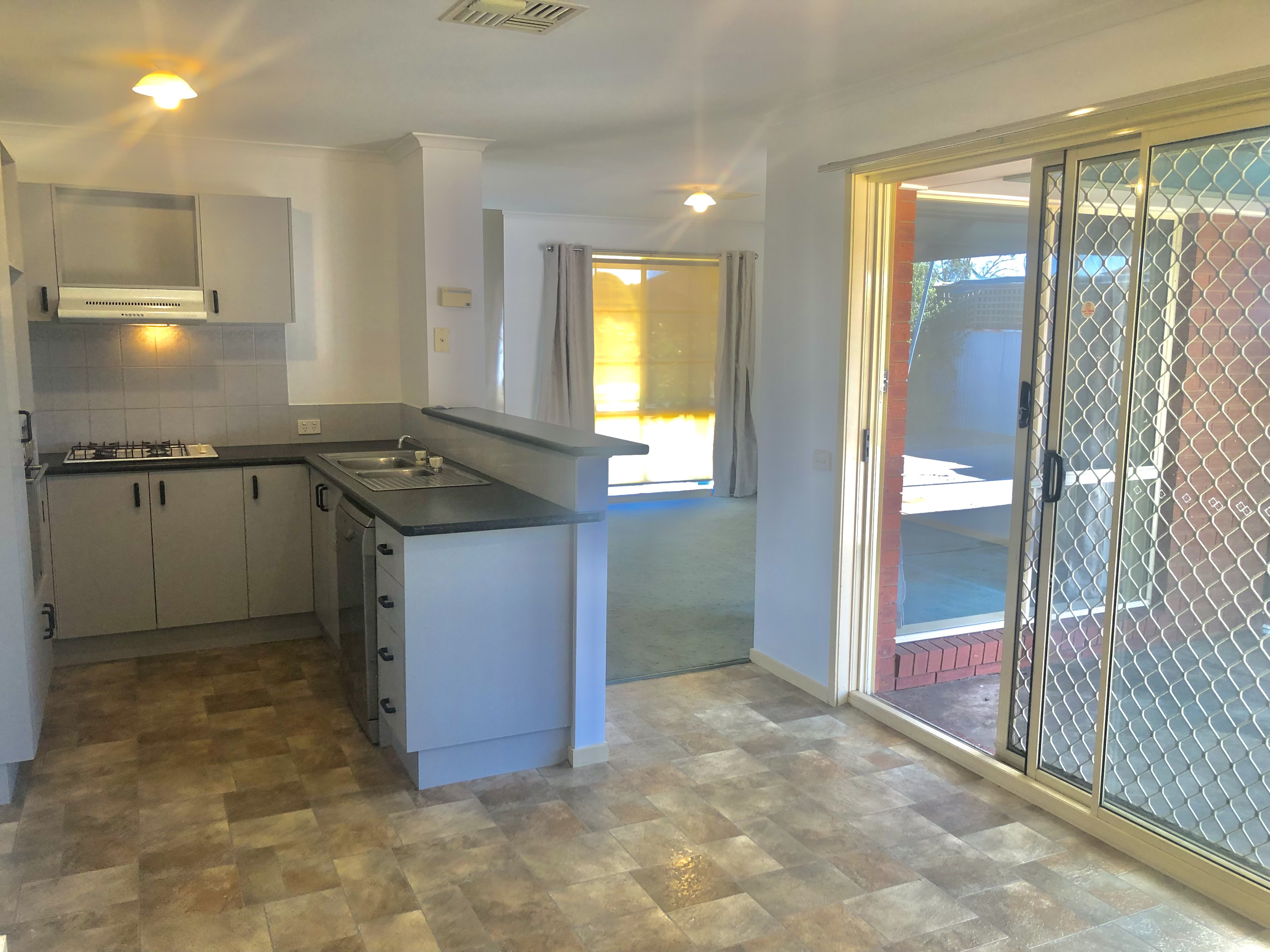 30 Albert Court, Wangaratta