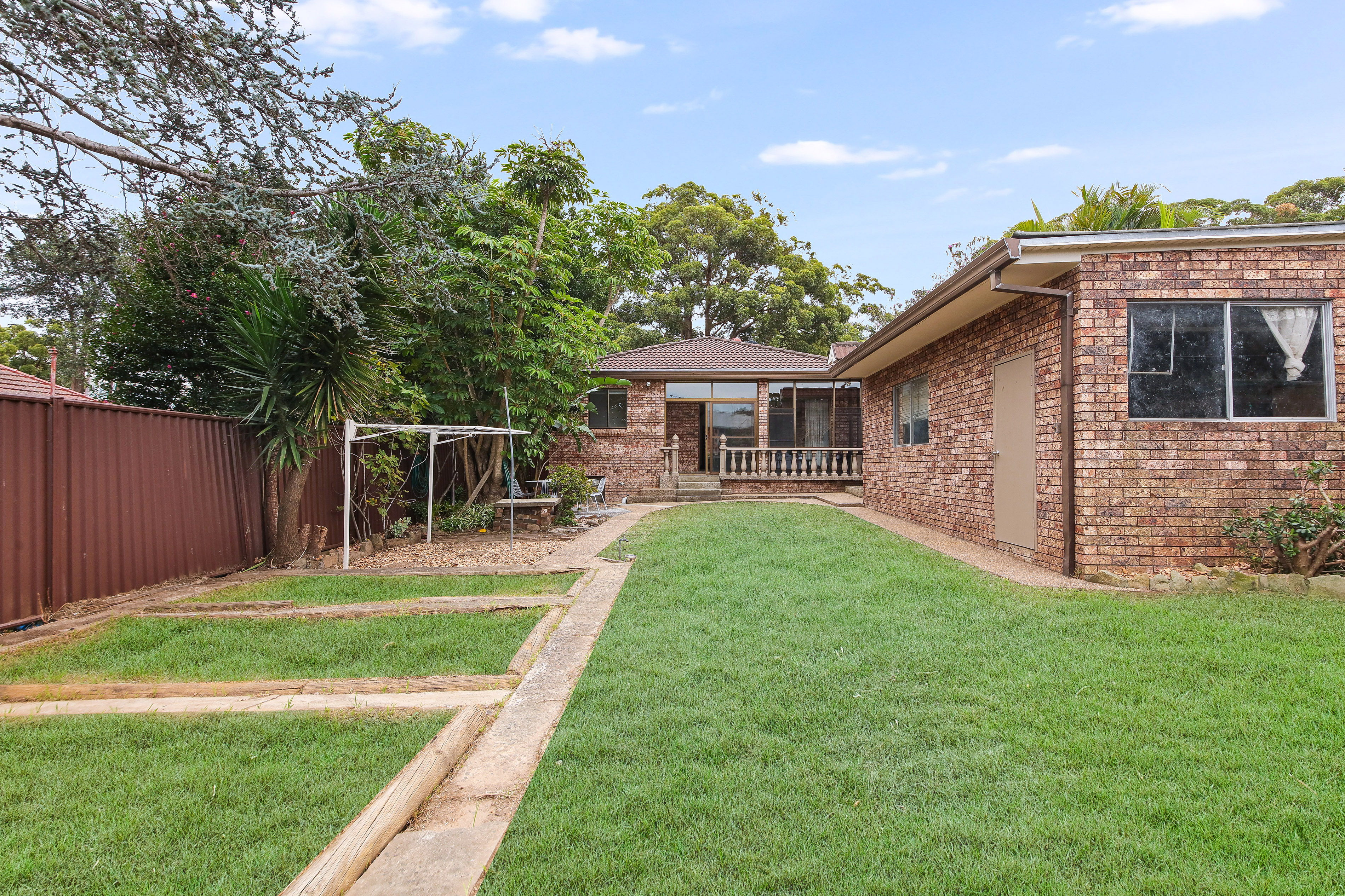 11 Trafalgar Street, Peakhurst