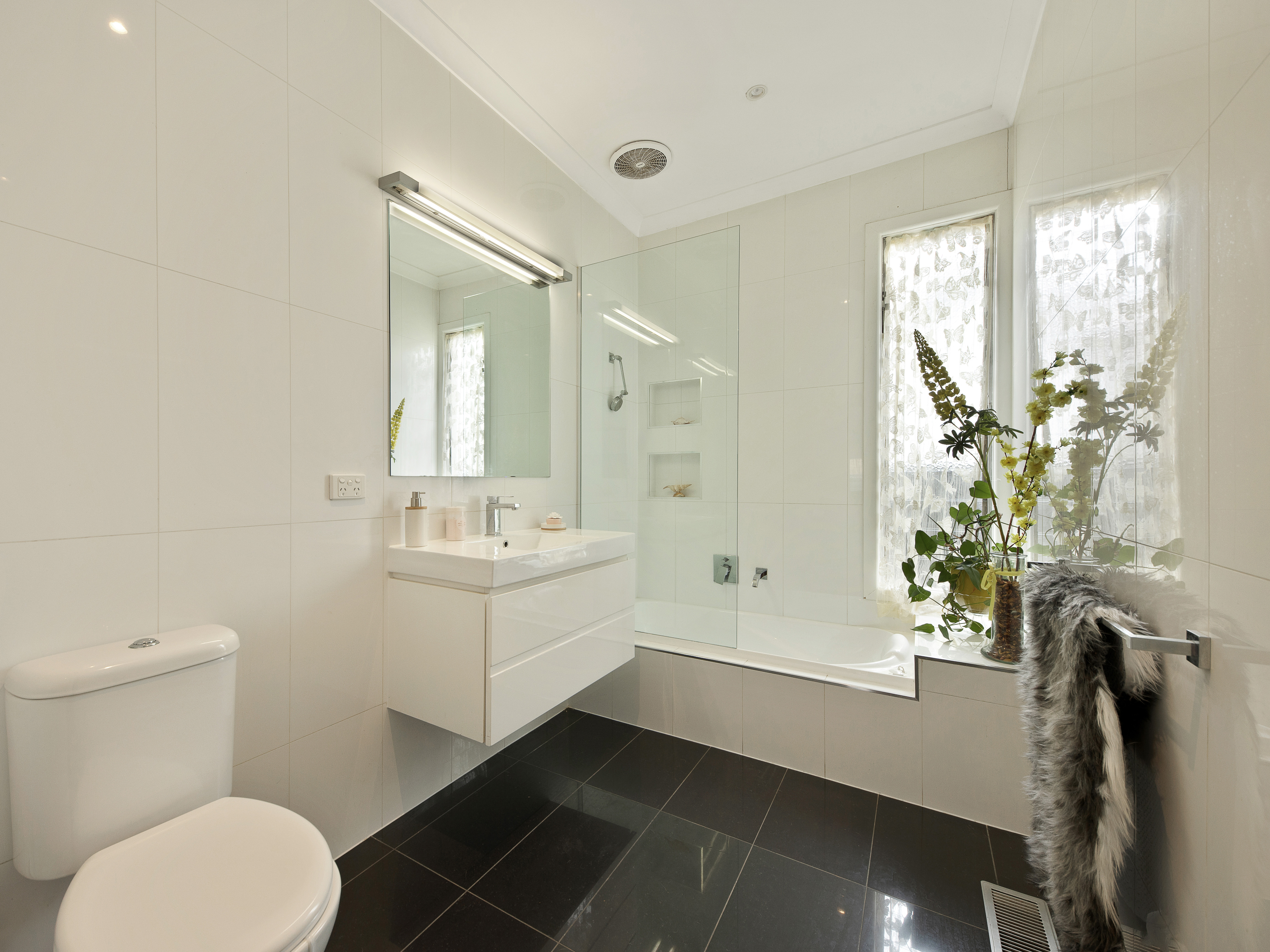 82 Swan Street, Wangaratta