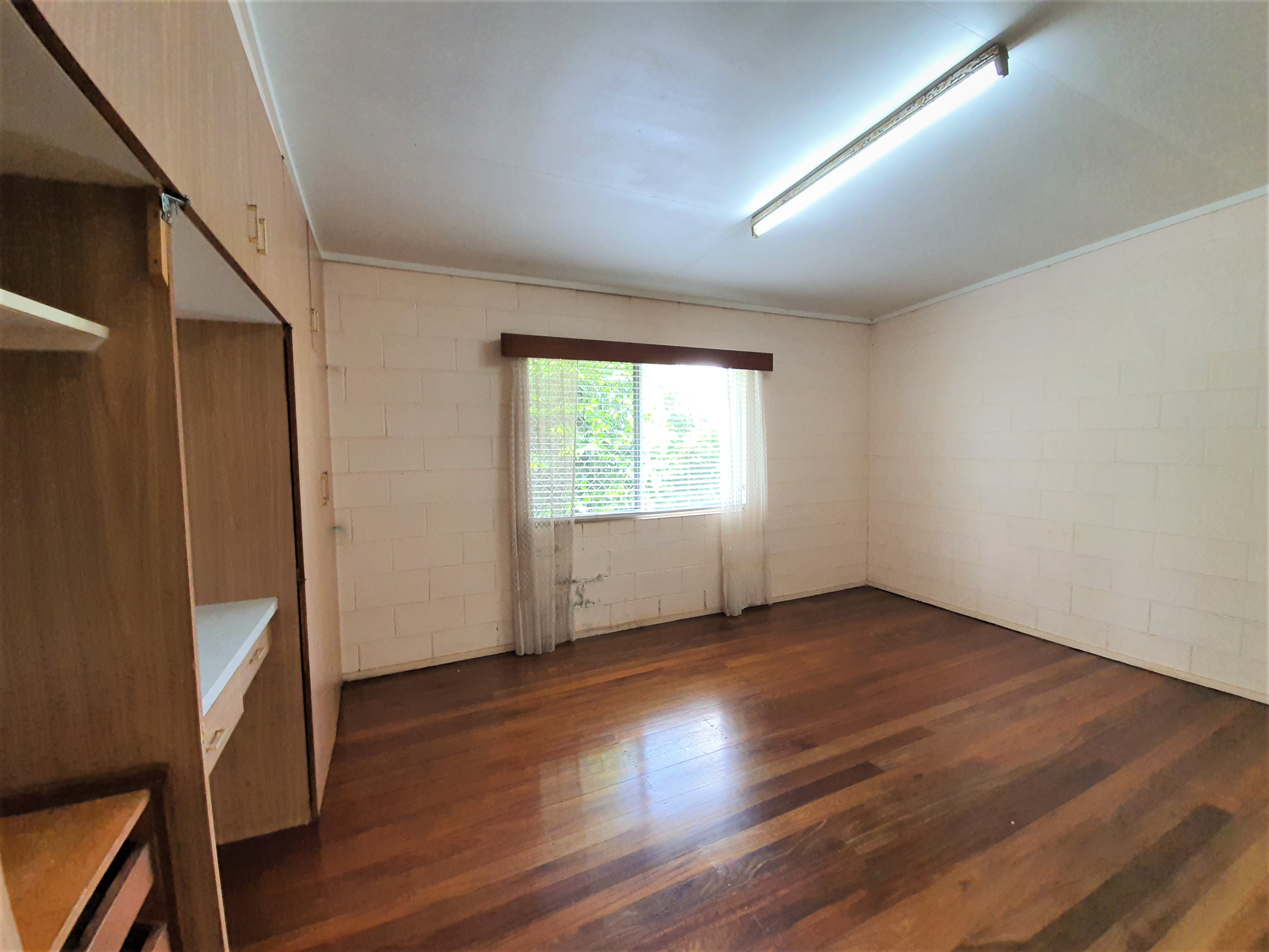 2 Magnolia Street, Atherton