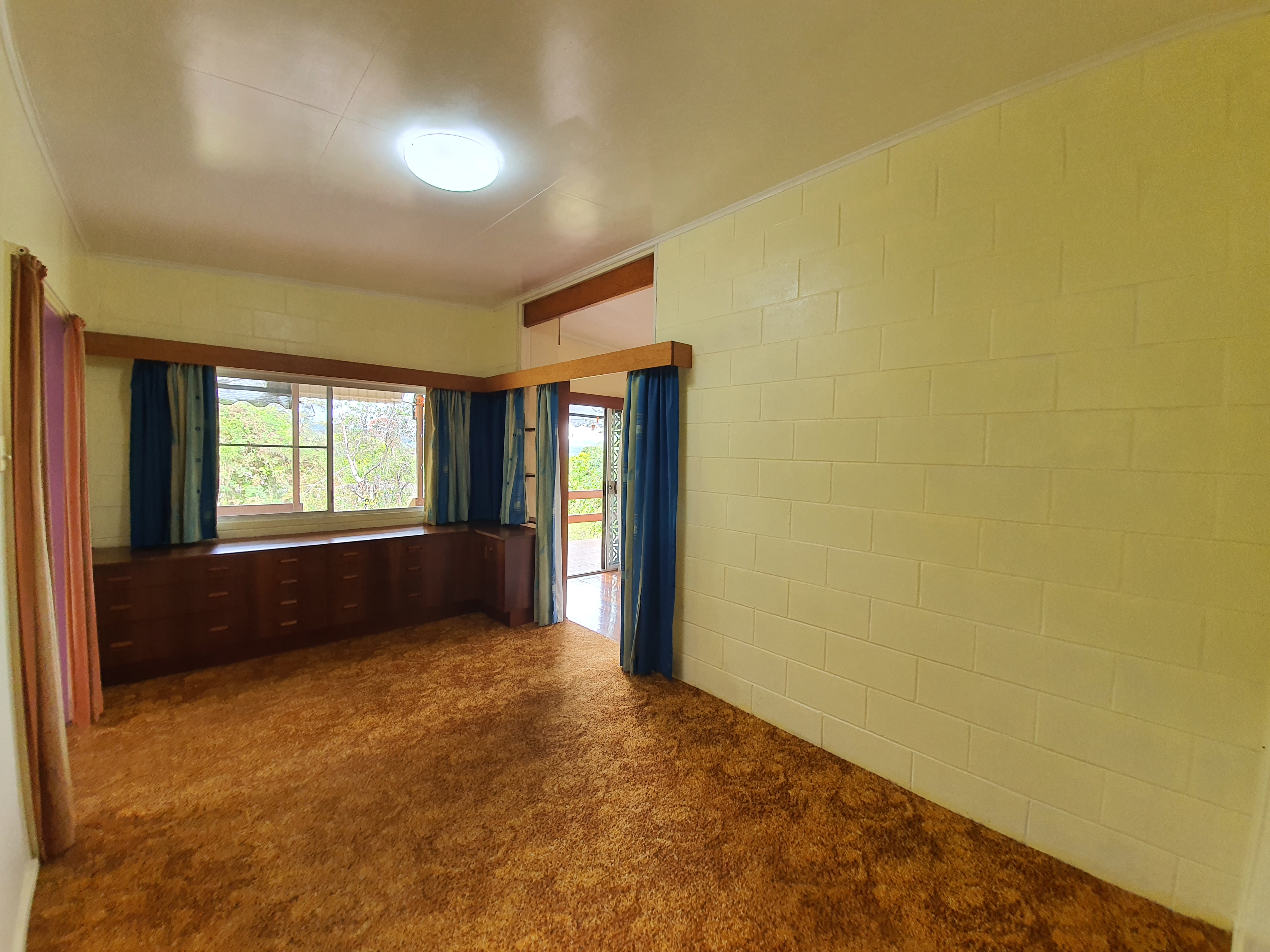 2 Magnolia Street, Atherton