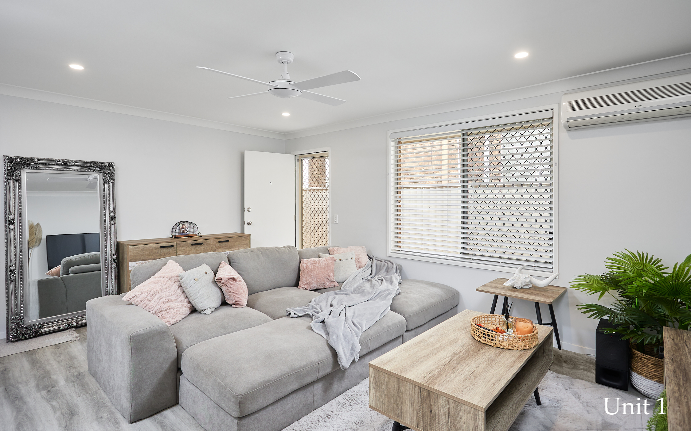1&2 / 7 Meyer Street, Southport
