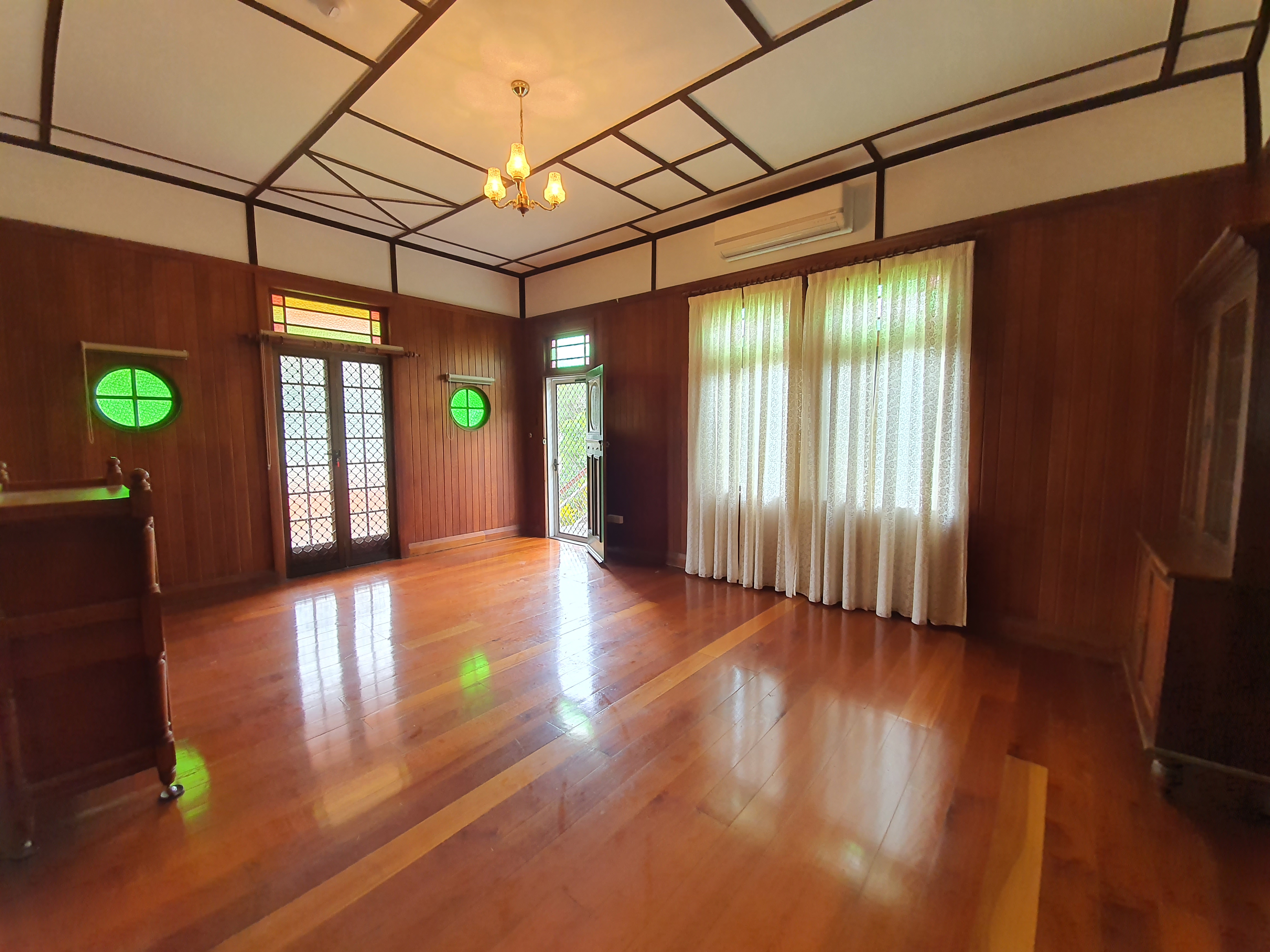 34 Beatrice Street, Atherton