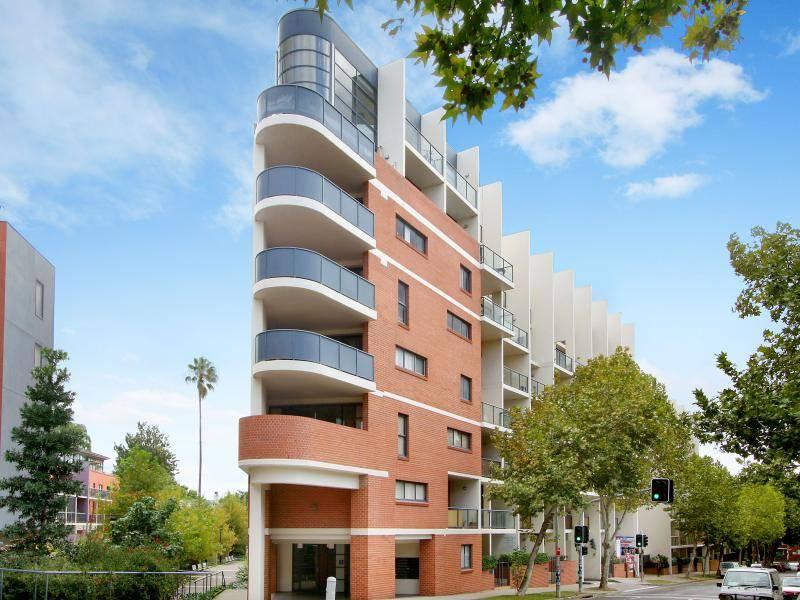 G03 / 10 Fitzgerald Street, Newtown