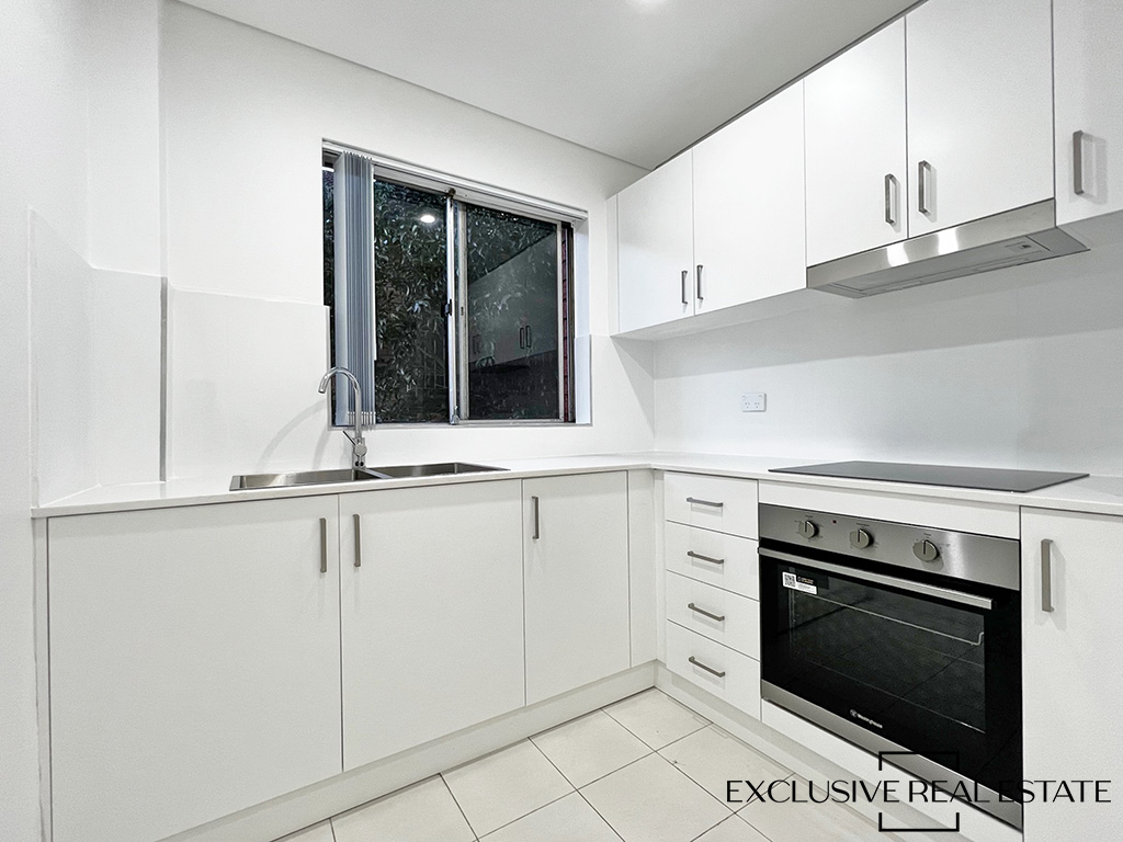 8 / 22 Hornsey Road, Homebush West